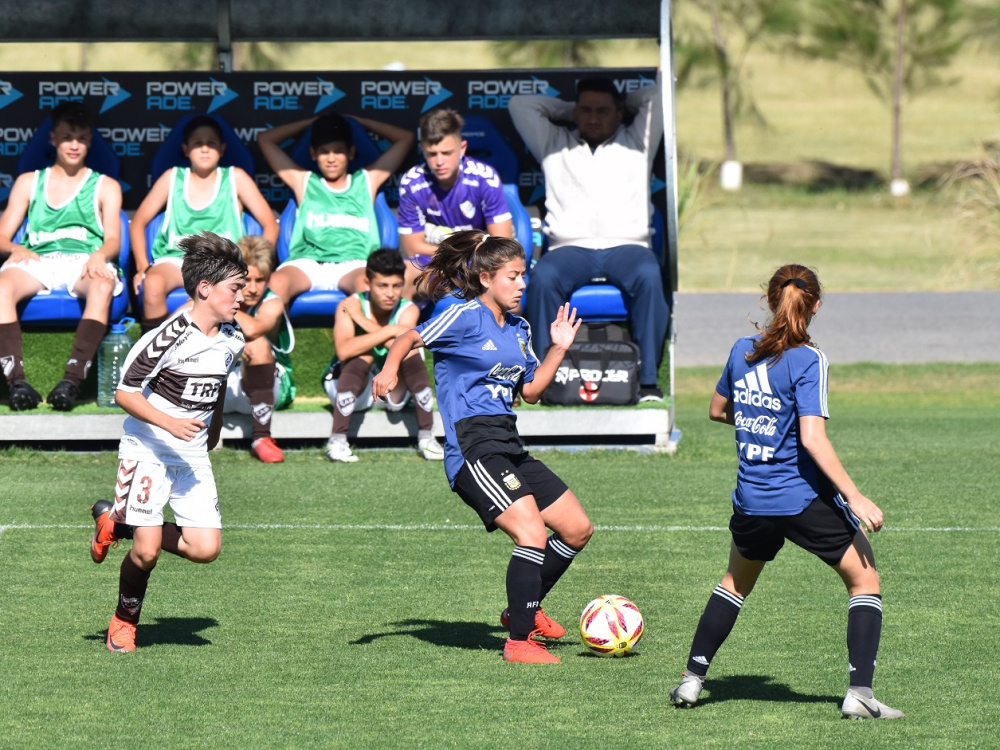 Con un amistoso, la Sub 20 Femenina cerró su semana de entrenamiento