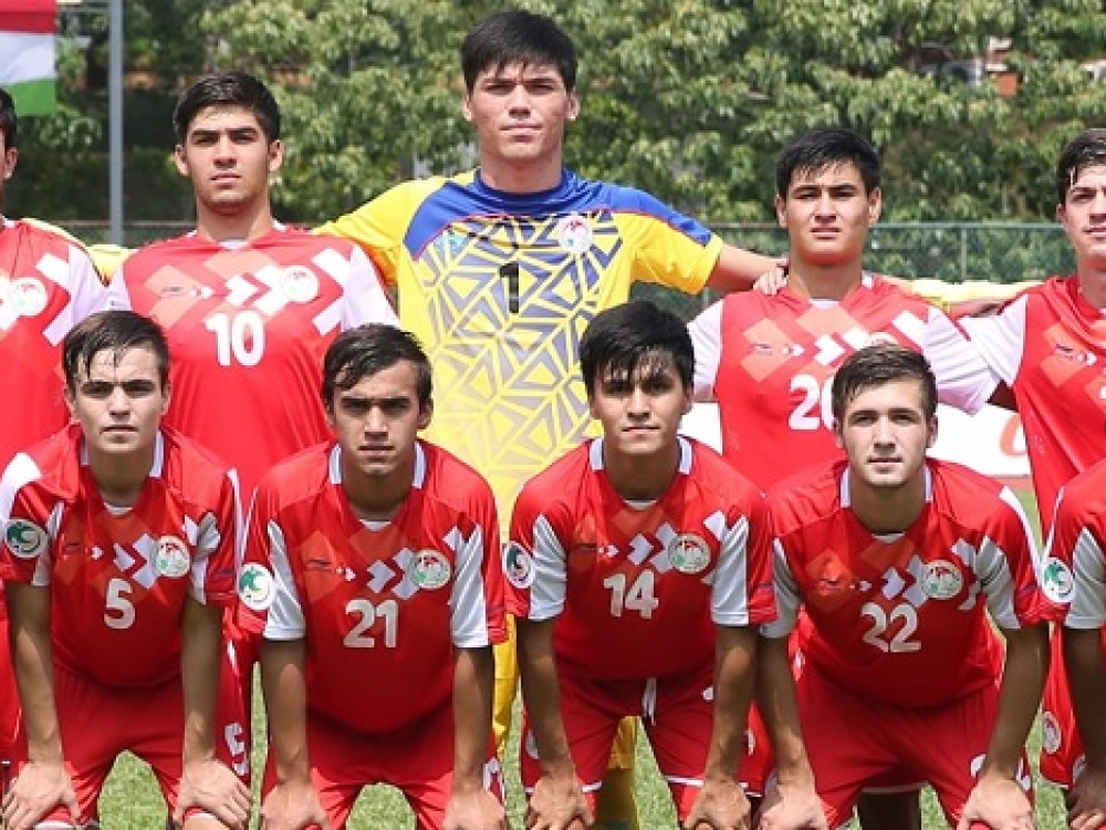 Tercer rival: Tayikistán