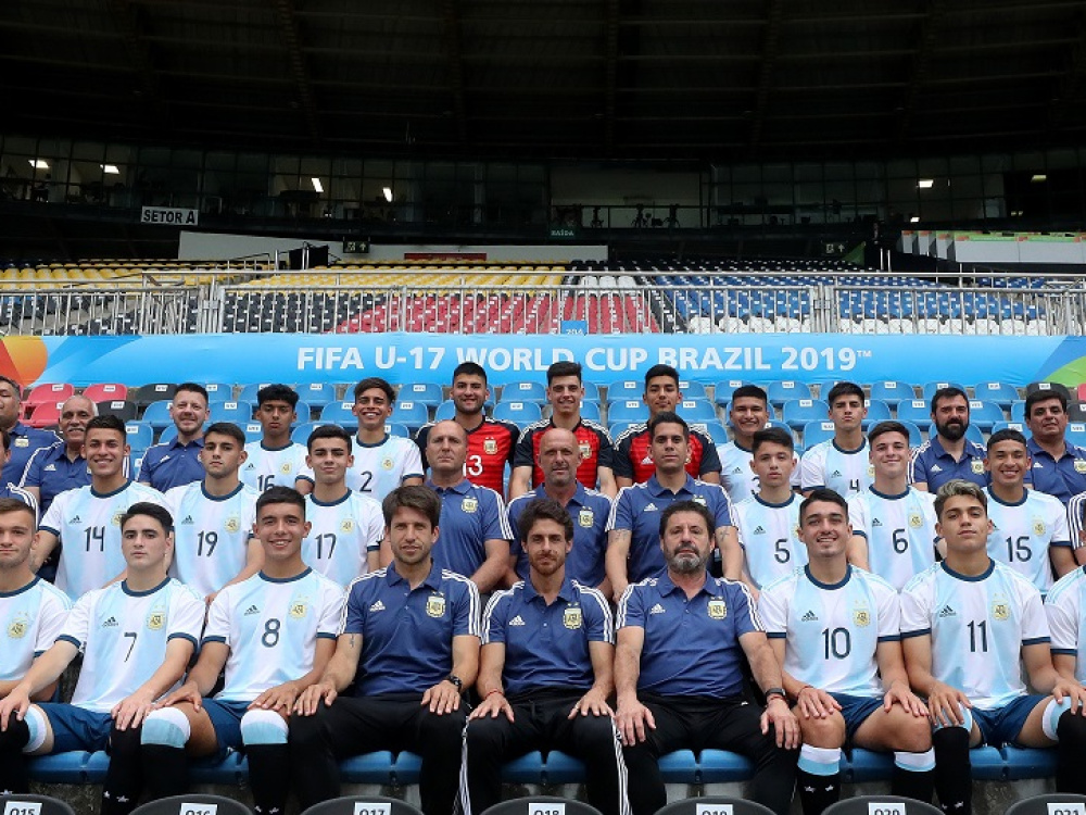 Foto oficial de la Selección Sub 17 que competirá en el Mundial de Brasil