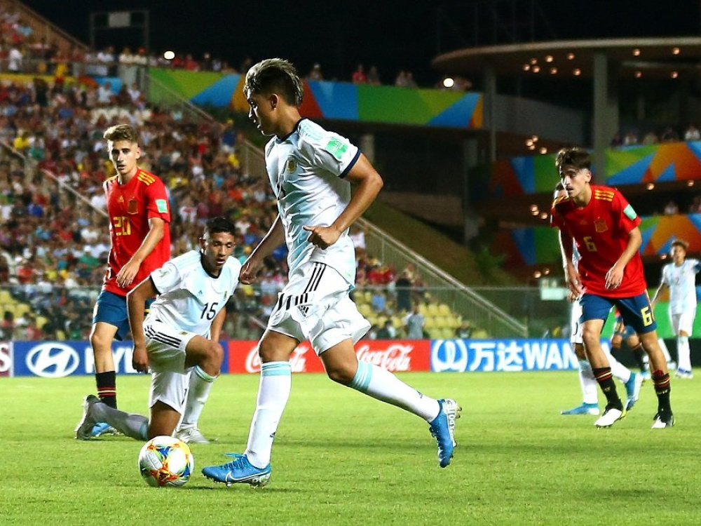 Exequiel Zeballos: "Va a ser un partido difícil pero vamos a intentar imponer nuestro juego"