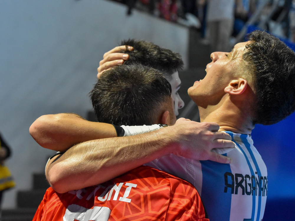 Futsal: Argentina igualó 1-1 con Brasil y se medirá el sábado ante Venezuela por las semifinales 