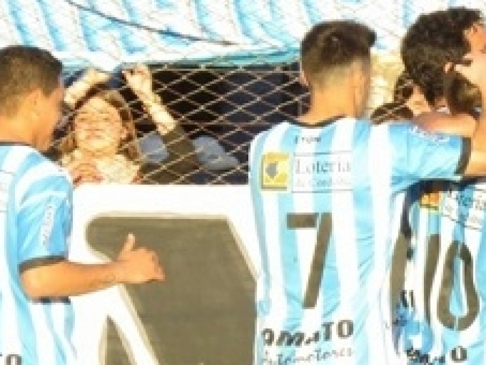 Racing (C)-Estudiantes (RC) se juegan la punta