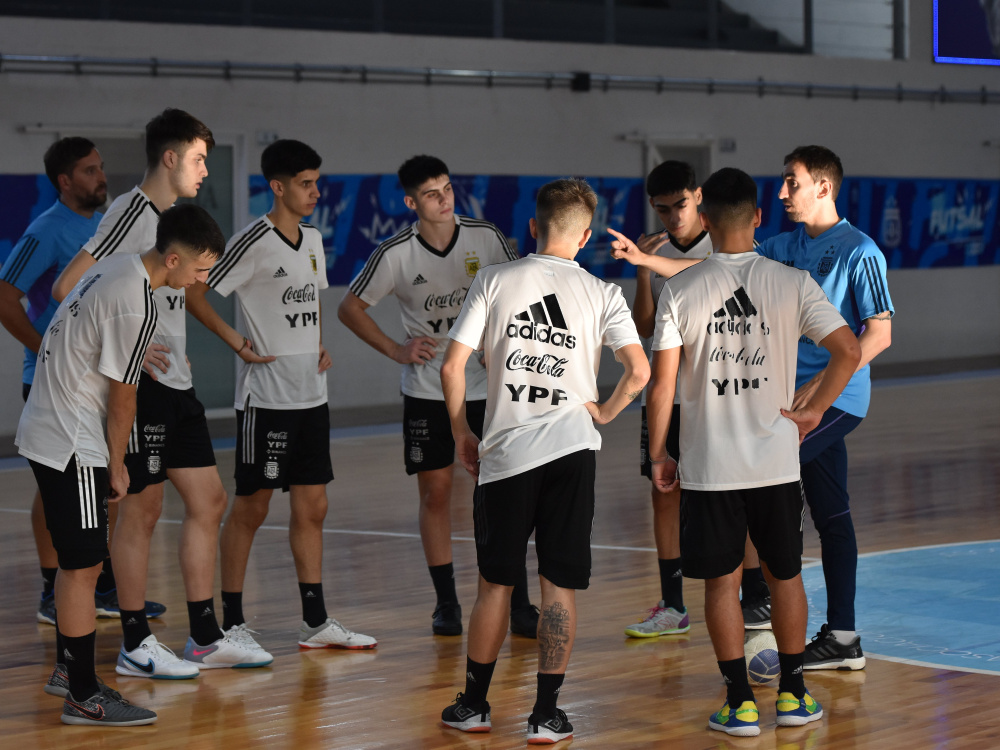 La Selección Sub 18 entrenó en Ezeiza y completó la novena semana de trabajo para el Sudamericano