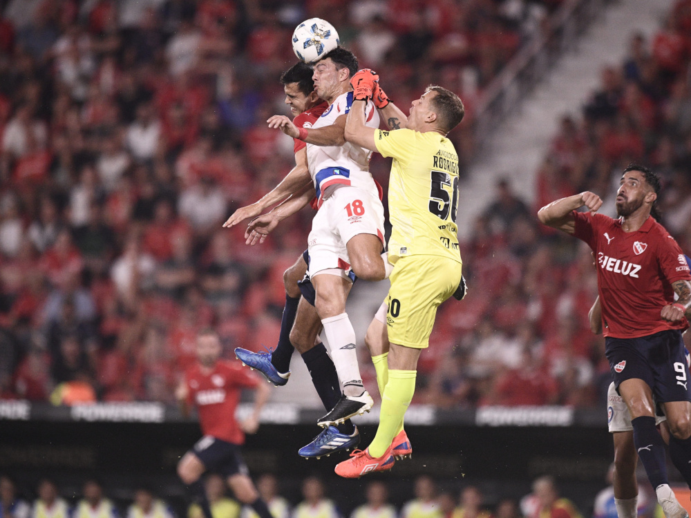 Independiente venció 2-1 a Argentinos Juniors