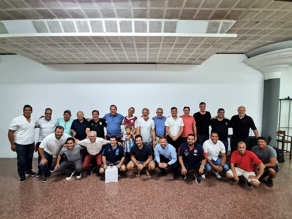 Copa América de Fútbol Playa: cena de Camaradería