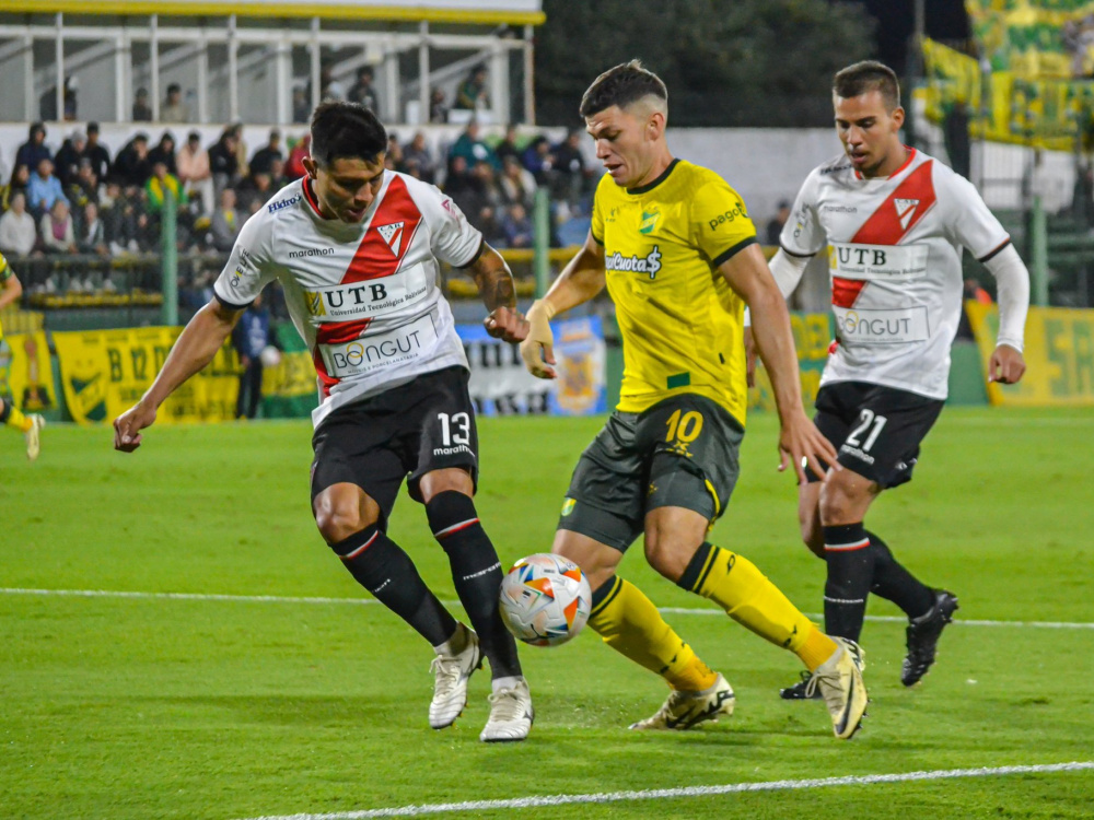 Defensa y Justicia igualó 1-1 ante Always Ready