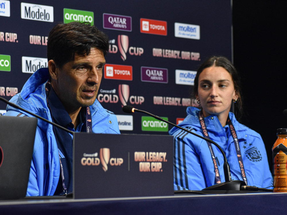 En la previa del debut ante México, Germán Portanova y Sophia Braun brindaron una conferencia de prensa