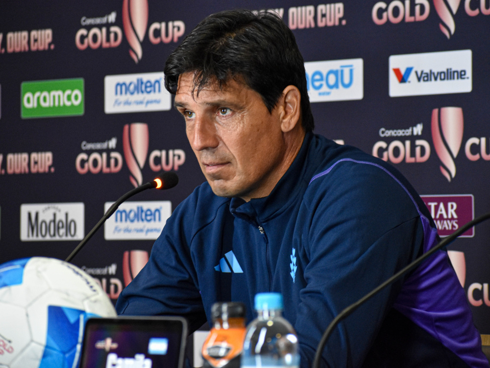 En la previa del encuentro ante República Dominicana, Germán Portanova y Camila Gómez Ares brindaron una conferencia de prensa