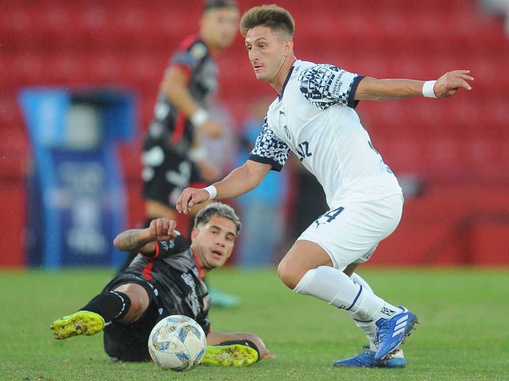 Barracas Central igualó ante Independiente