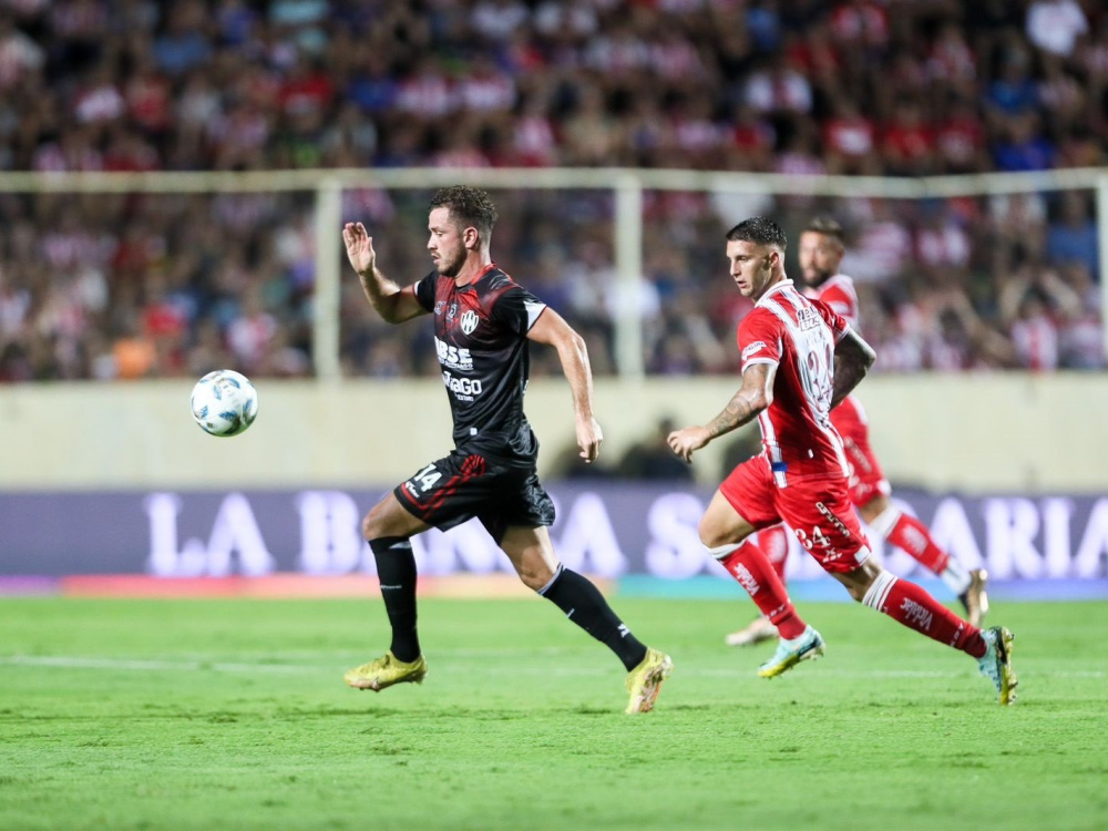 Fútbol en Santa Fe: Unión y Central Córdoba empataron 2-2