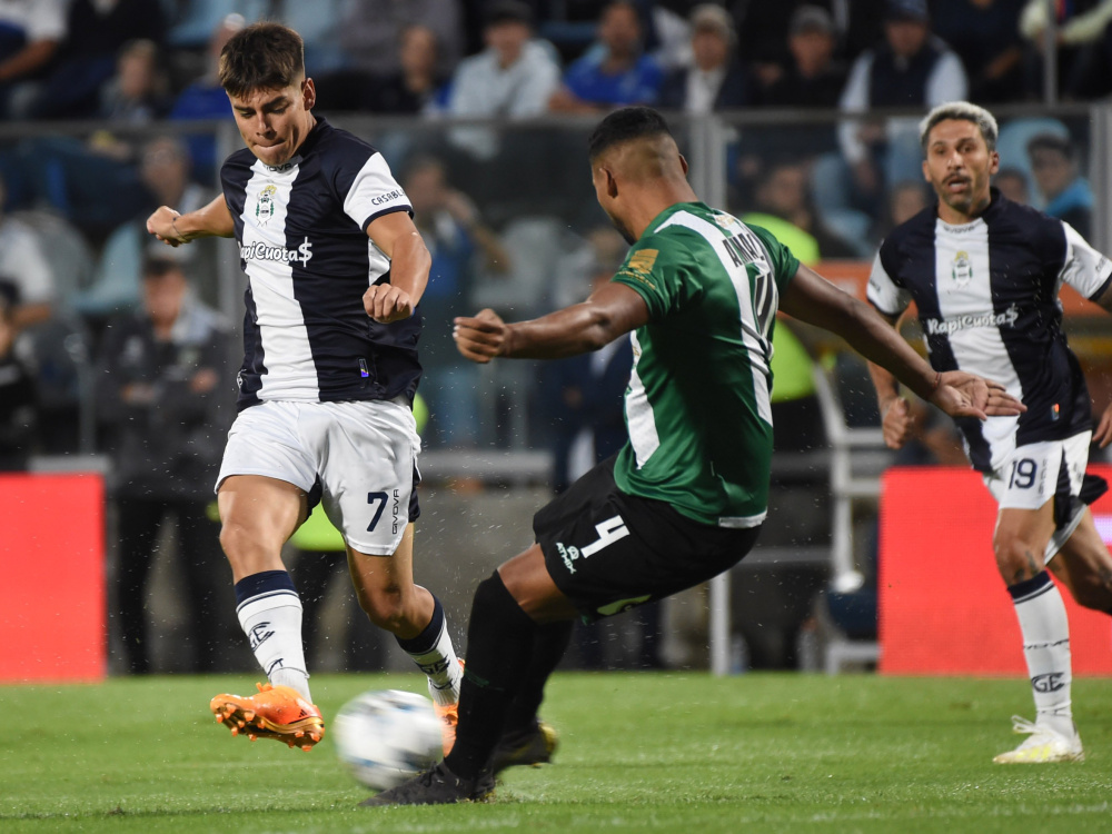 En La Plata, Banfield superó Gimnasia