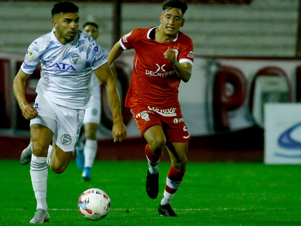 Godoy Cruz y Huracán igualaron sin goles en Parque Patricios
