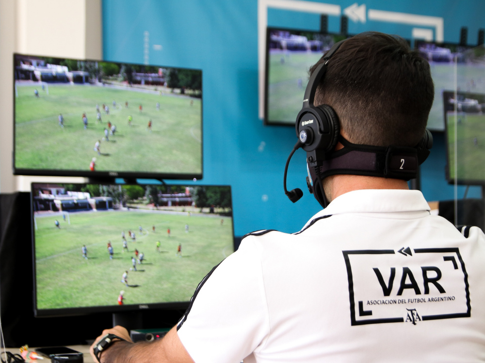 El VAR entra en la recta final