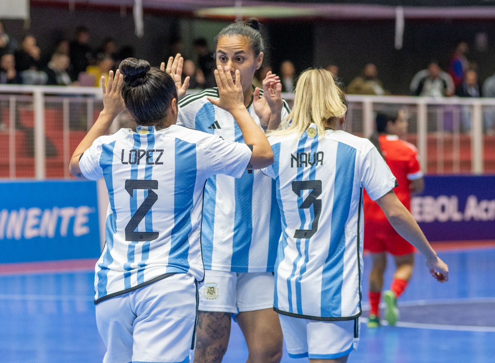 Argentina derrotó 11-0 a Perú en su debut de la Copa América de Futsal Femenino