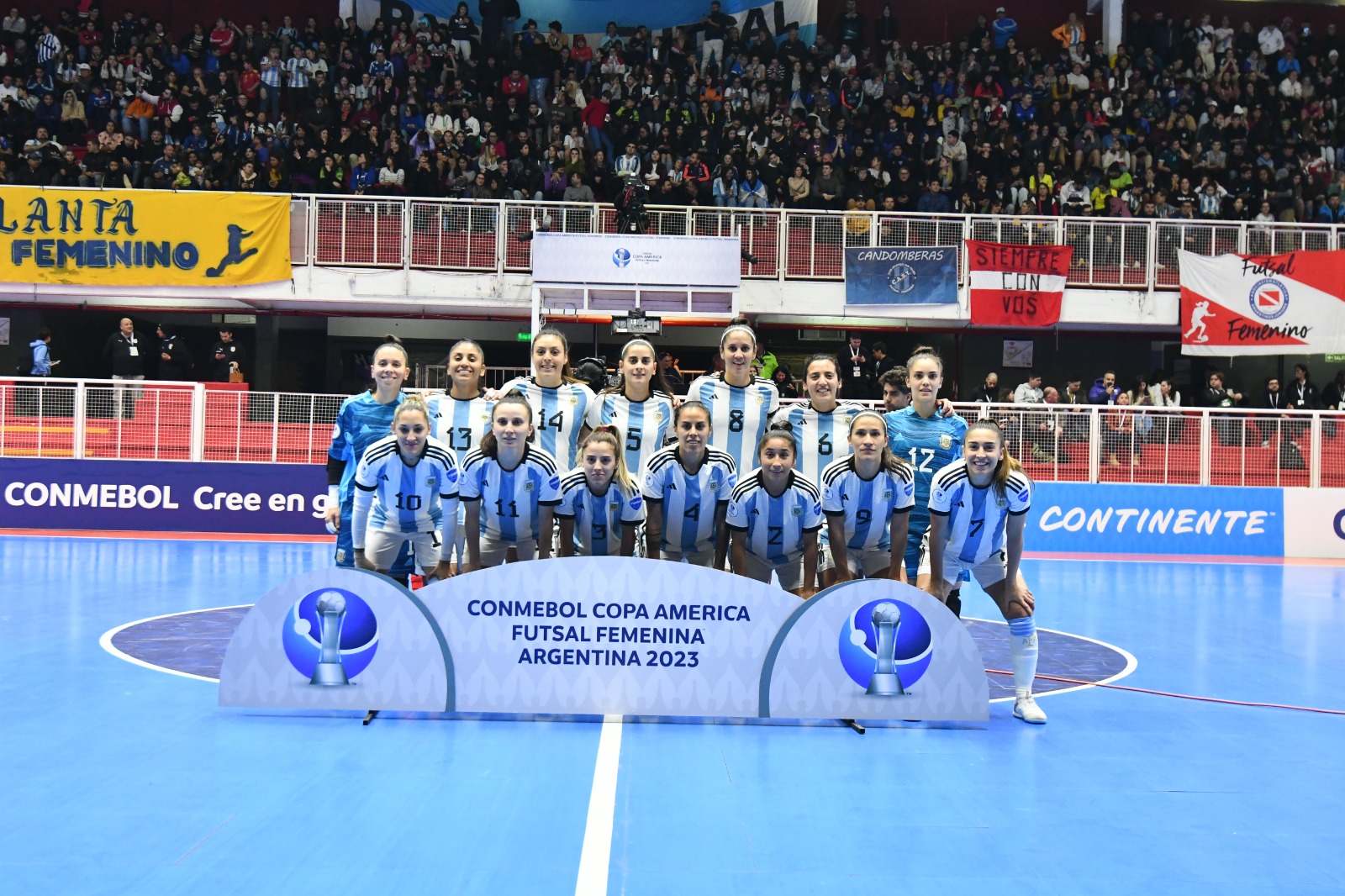 Argentina derrotó 11-0 a Perú en su debut de la Copa América de Futsal Femenino