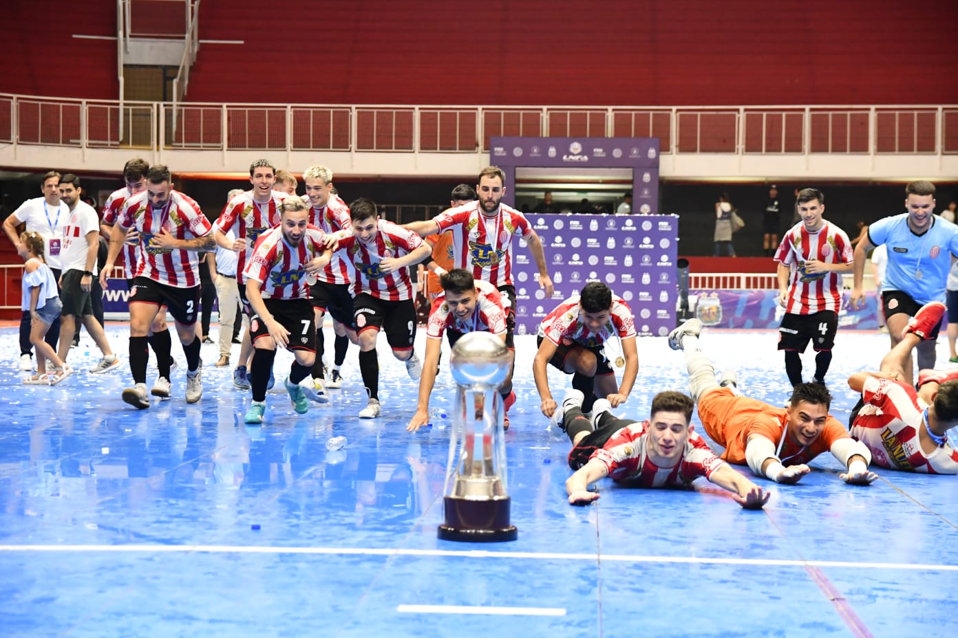 Barracas Central es el campeón de la Liga Nacional de Futsal Argentina 2022