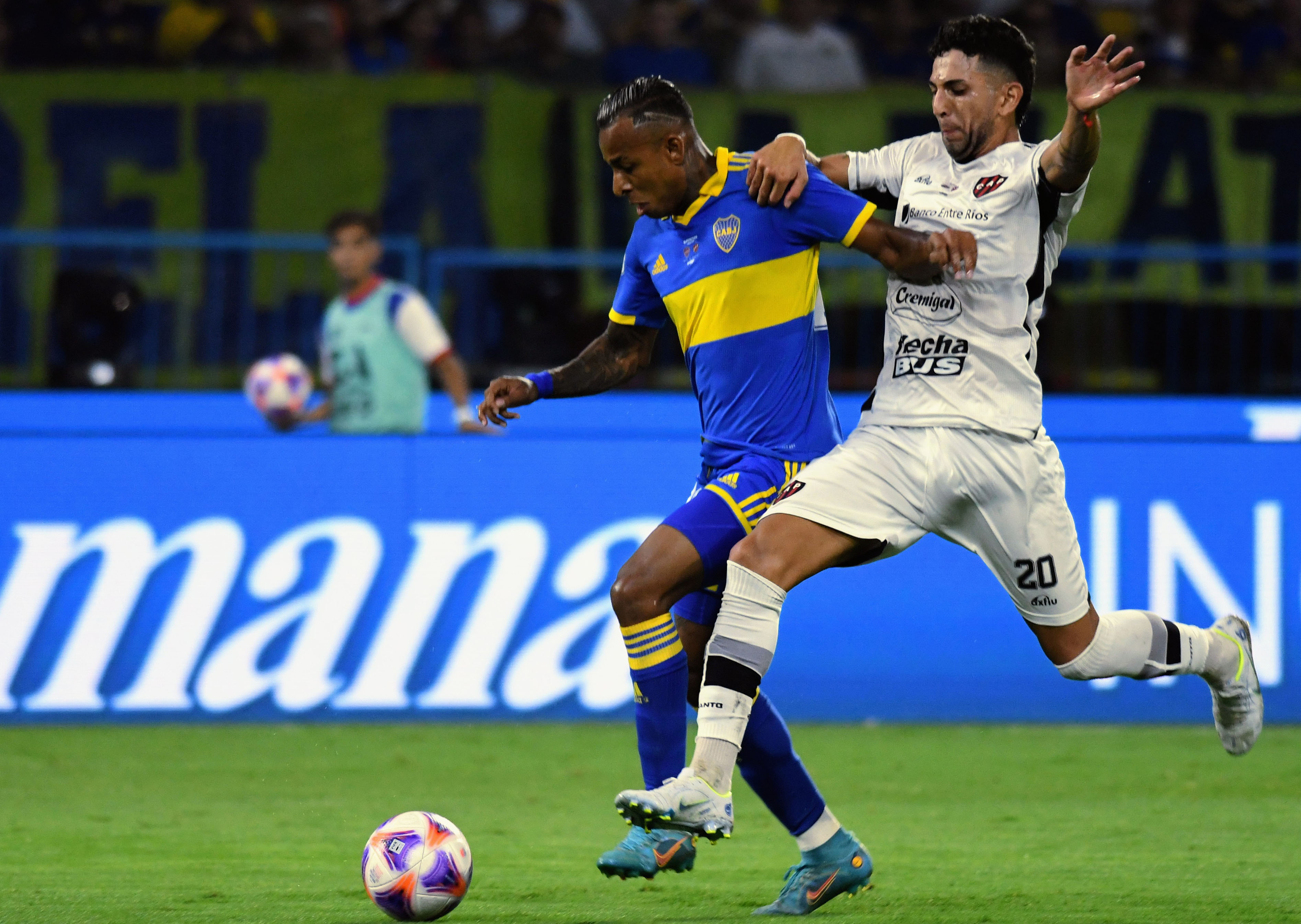 Boca venció 3-0 a Patronato y se quedó con la Supercopa 2022