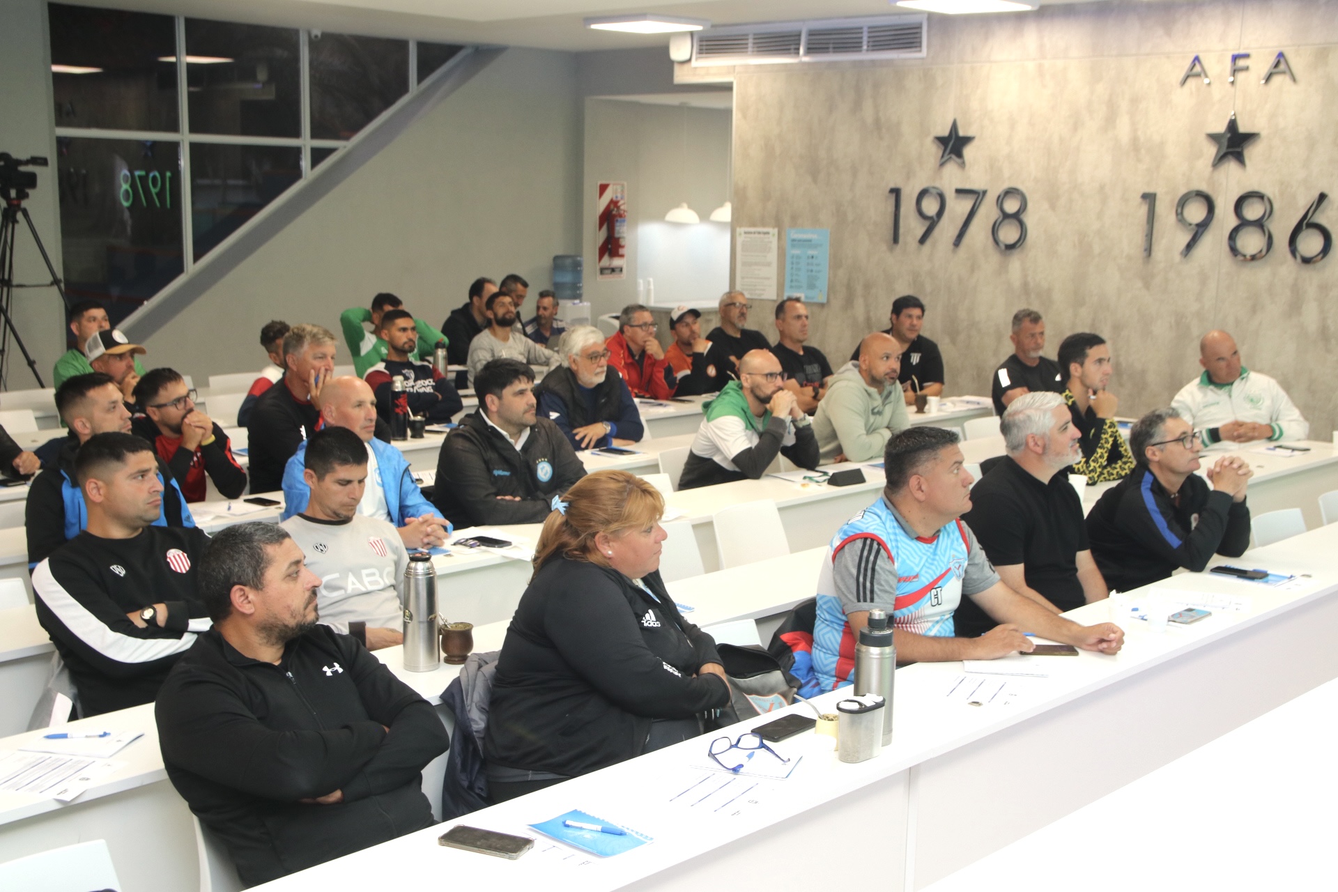 Comenzó el curso CONMEBOL de Fútbol Juvenil