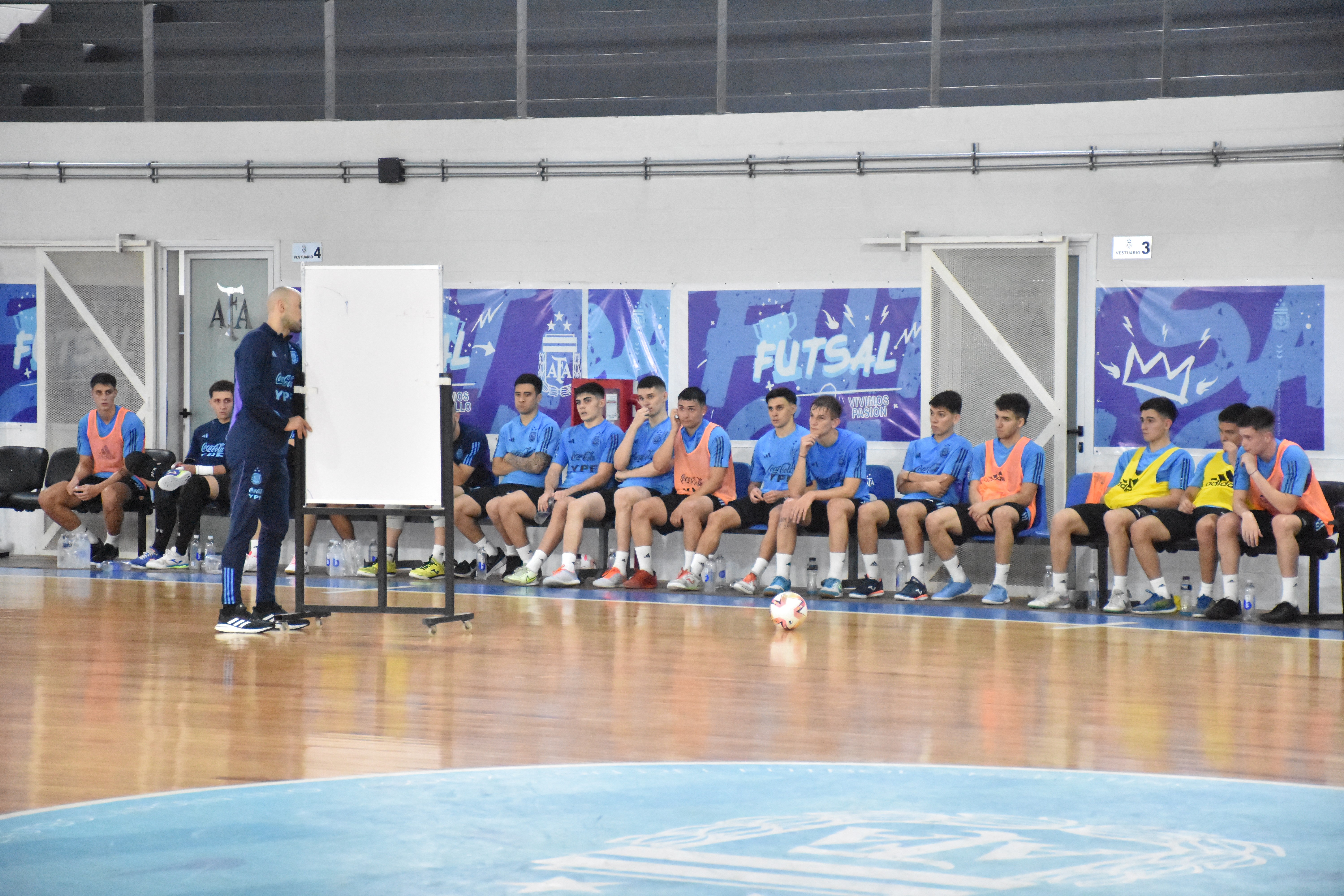 El preseleccionado Sub 20 de futsal realizó su sesión del miércoles