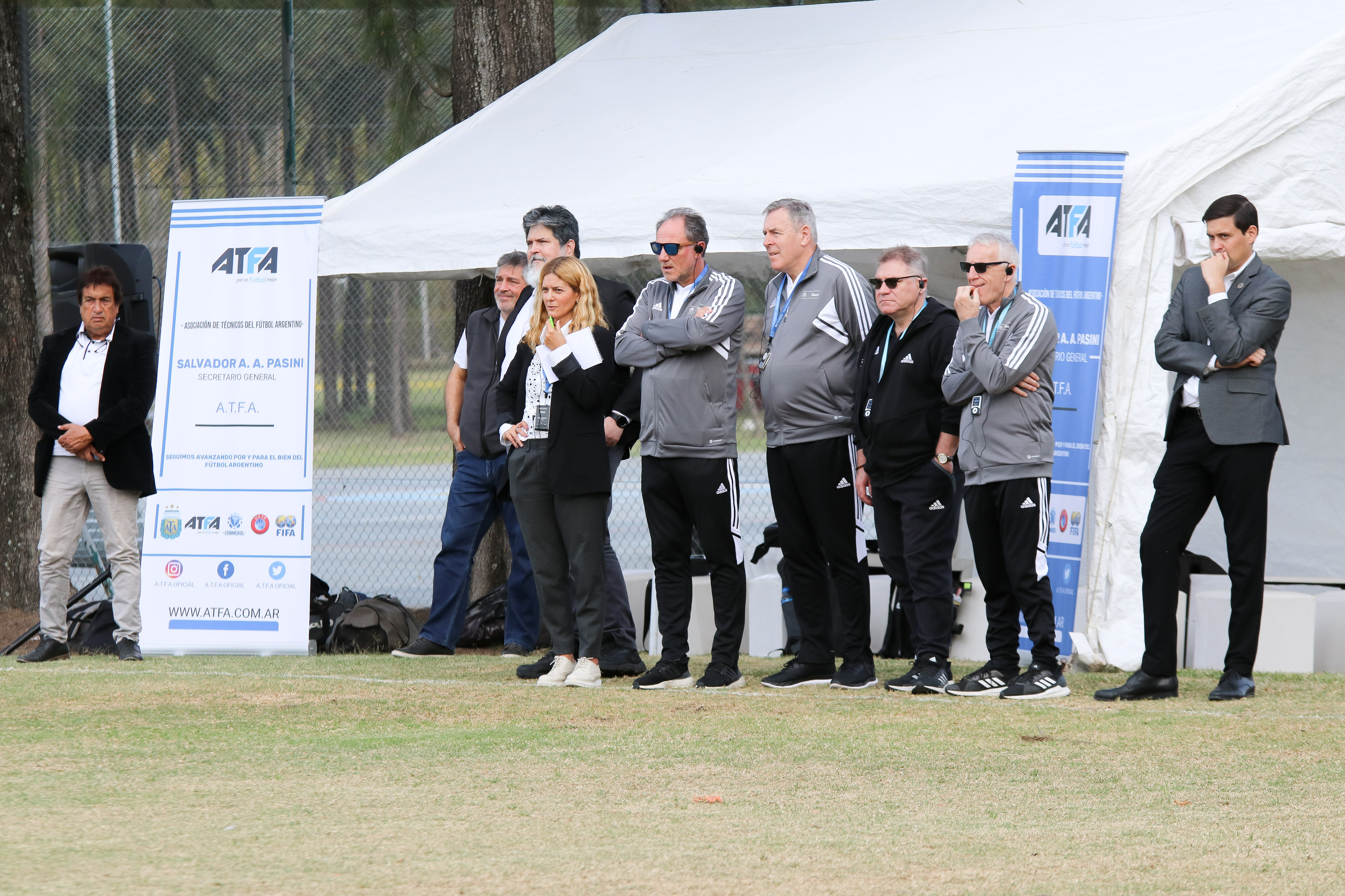 El Jira Panel de la UEFA visitó nuestro país