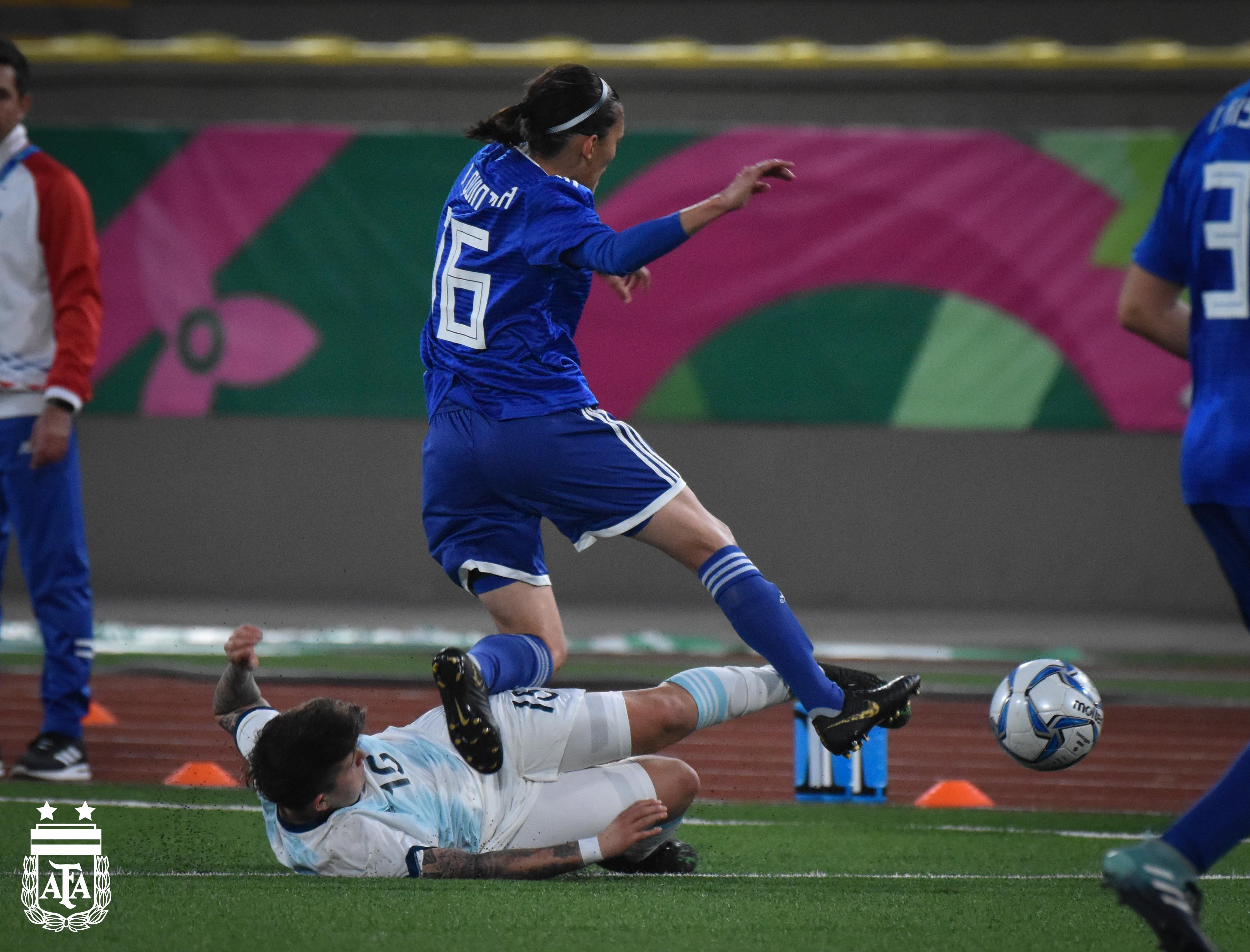 El seleccionado femenino le ganó 3-0 a Paraguay y es finalista de los Juegos Panamericanos