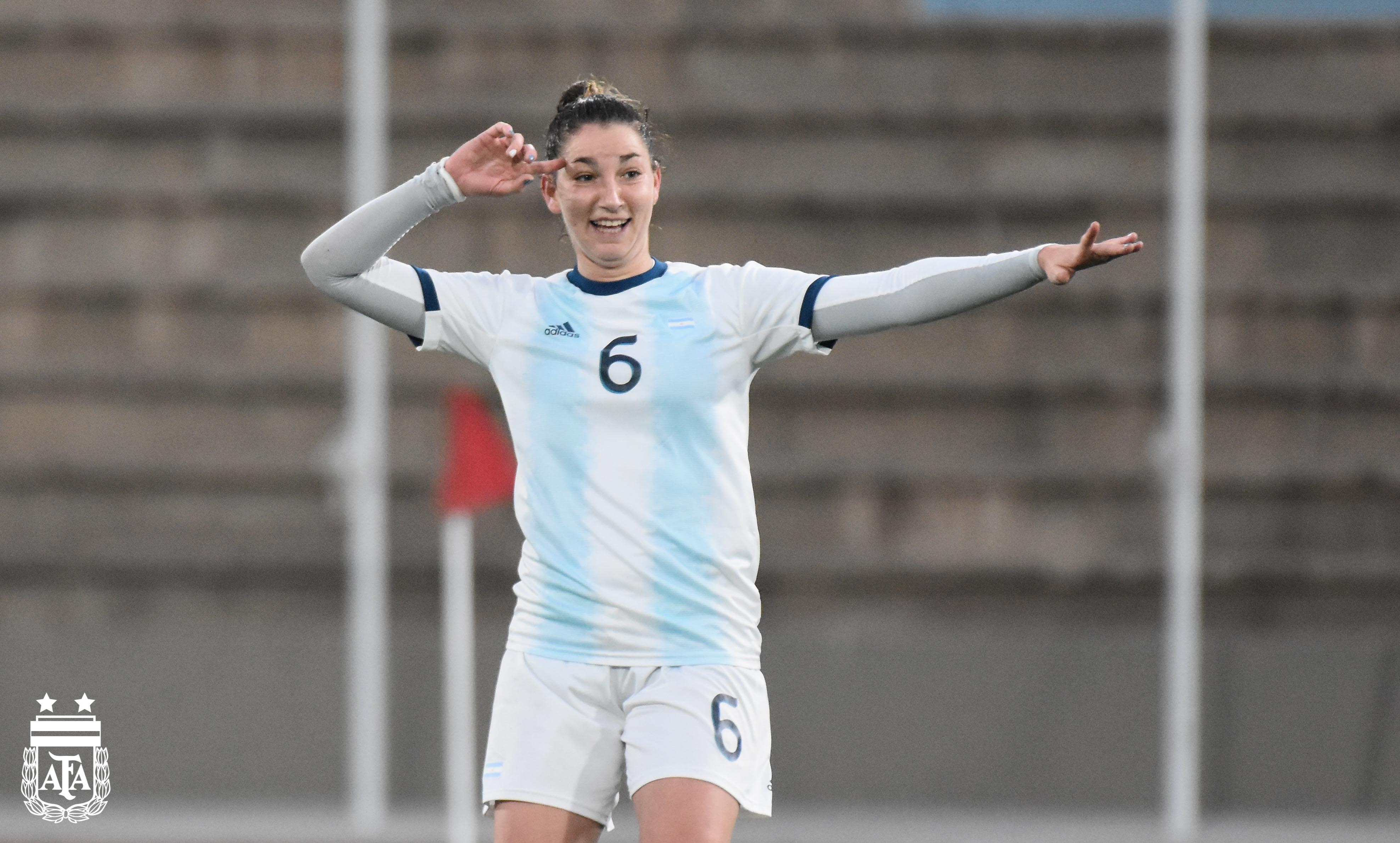 El seleccionado femenino le ganó 3-0 a Paraguay y es finalista de los Juegos Panamericanos
