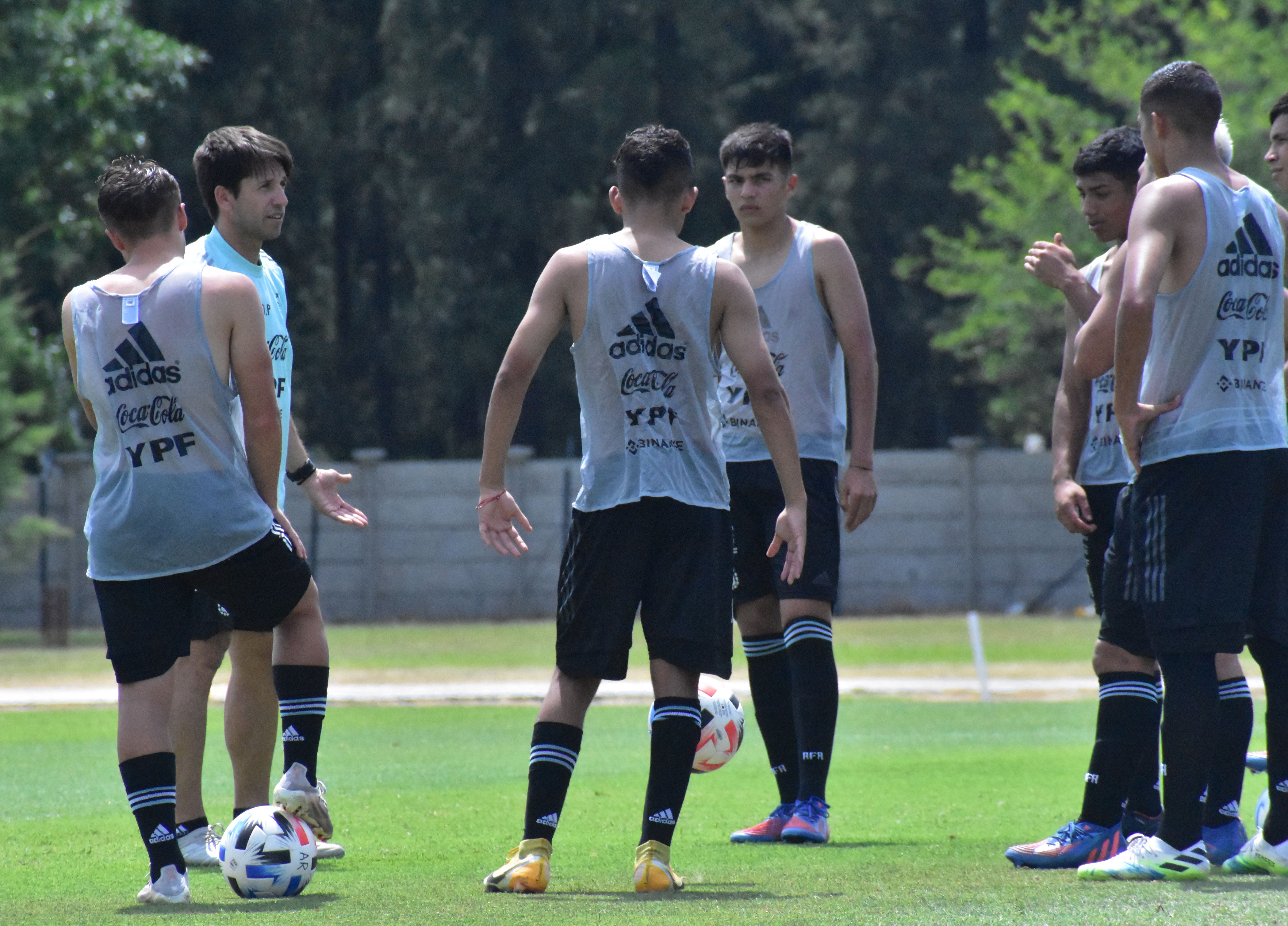 La Selección Sub 17 enfrentó a la categoría 2006 de Boca Juniors