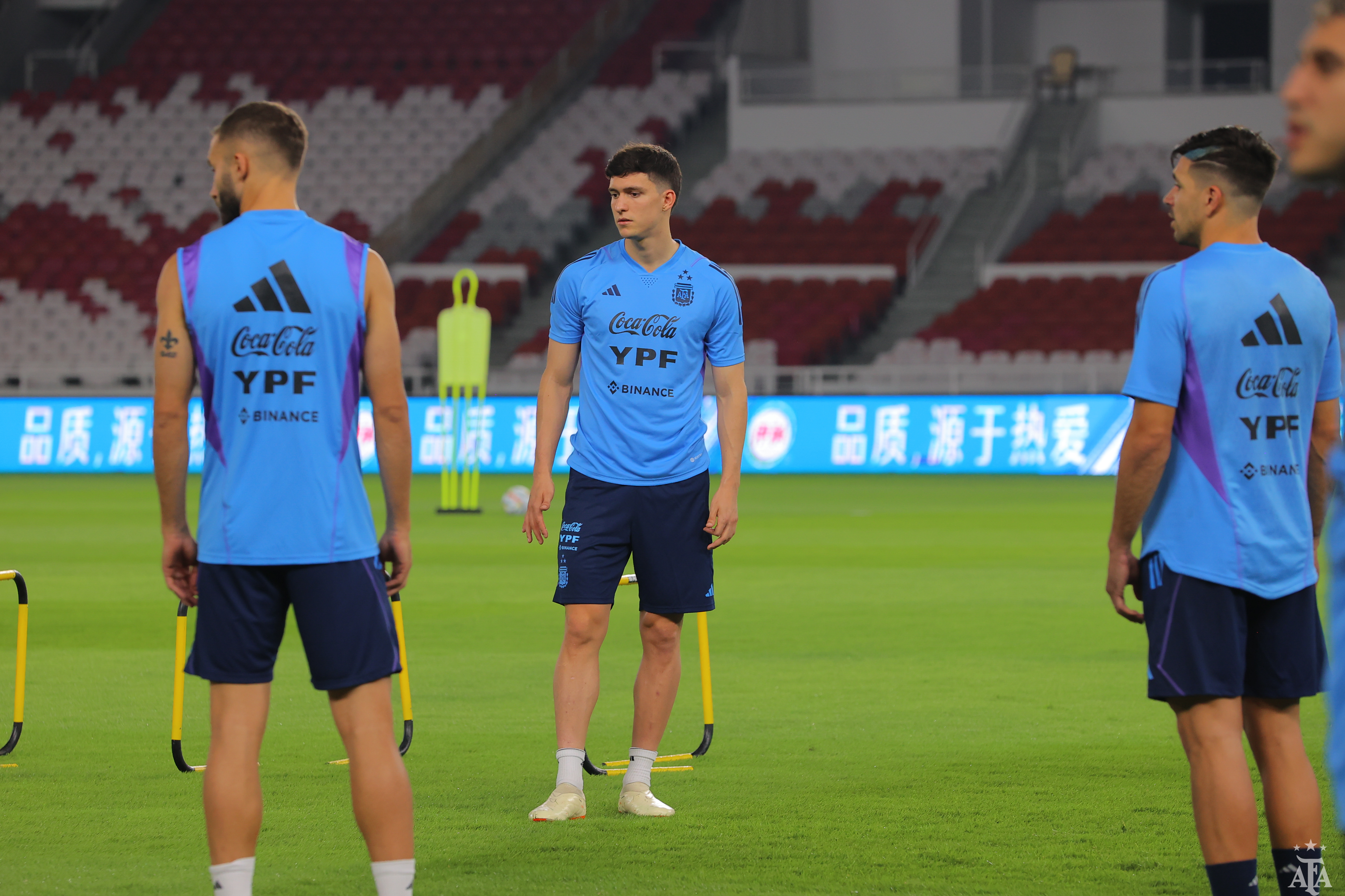 Primer entrenamiento de cara al partido ante Indonesia