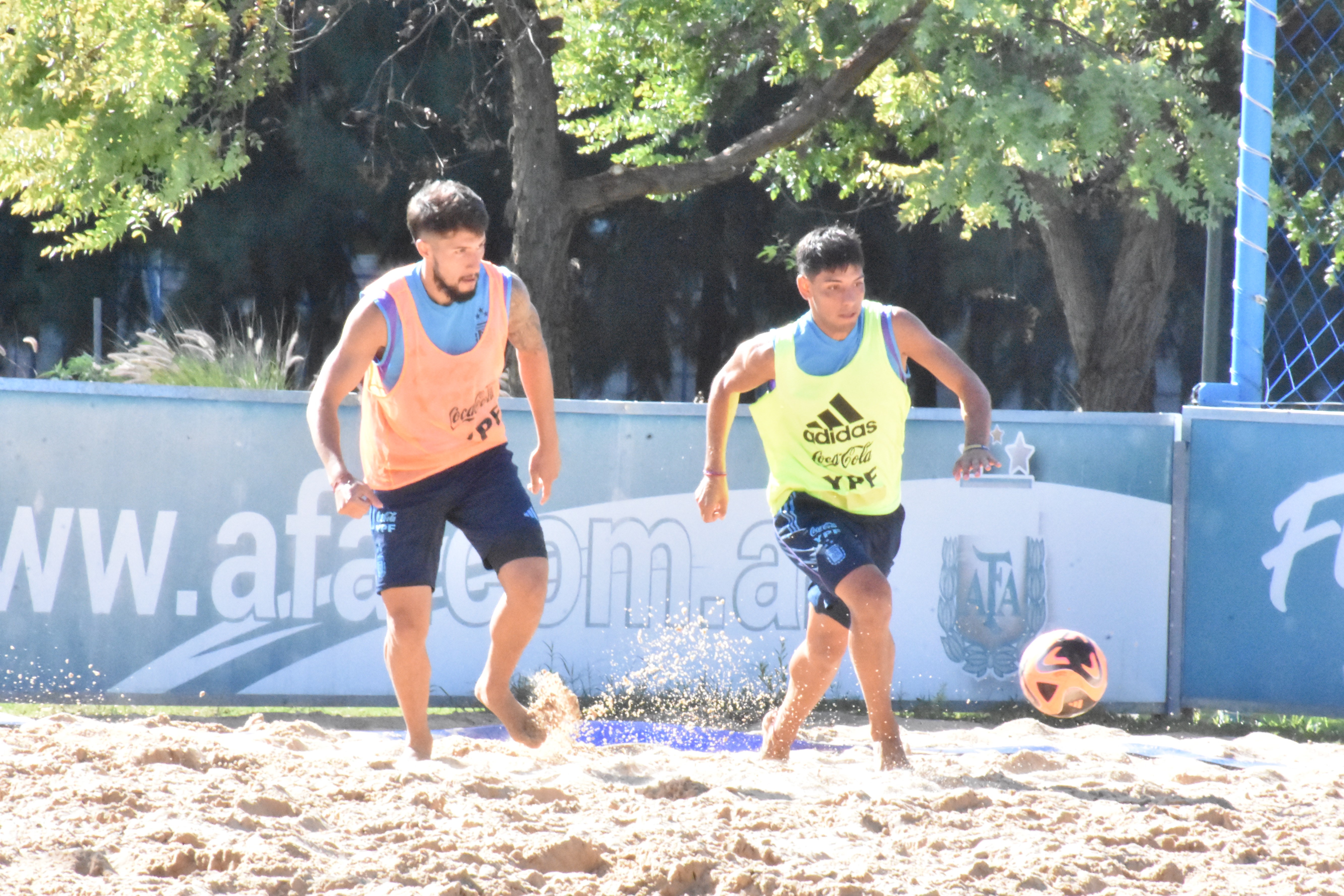 Fútbol Playa: las categorías Mayor y Sub 20 completaron una nueva semana