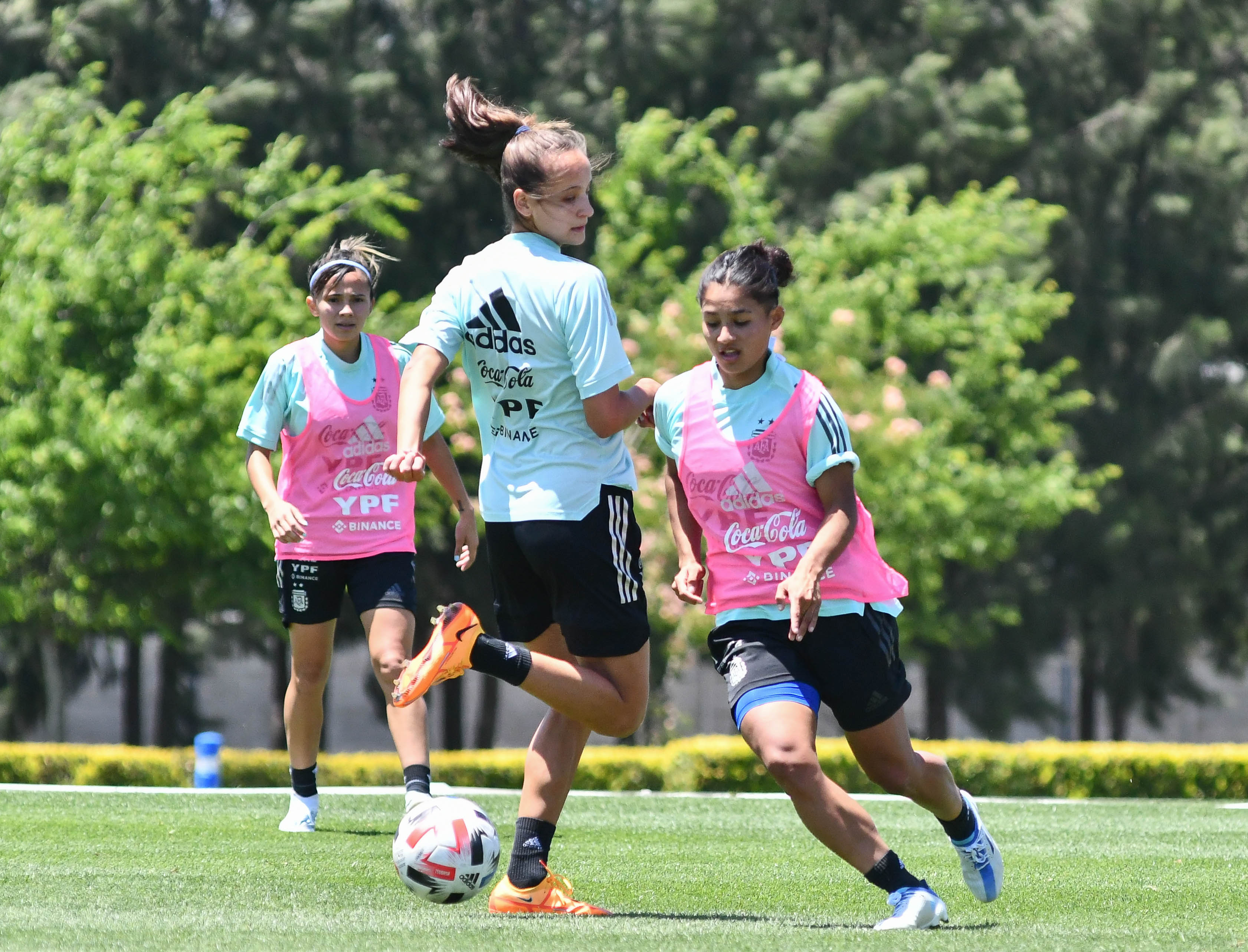 Amistoso para culminar la semana de la preselección femenina local