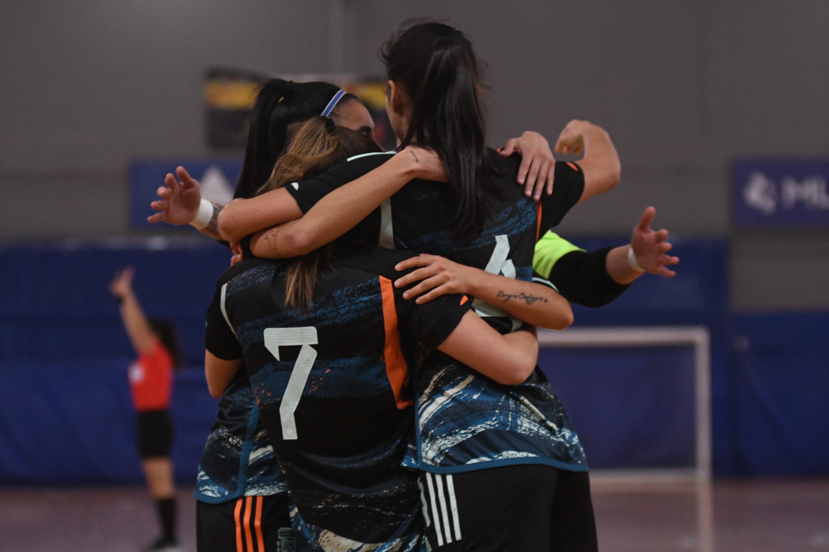 La Selección Femenina de futsal venció 5-1 a Celemaster