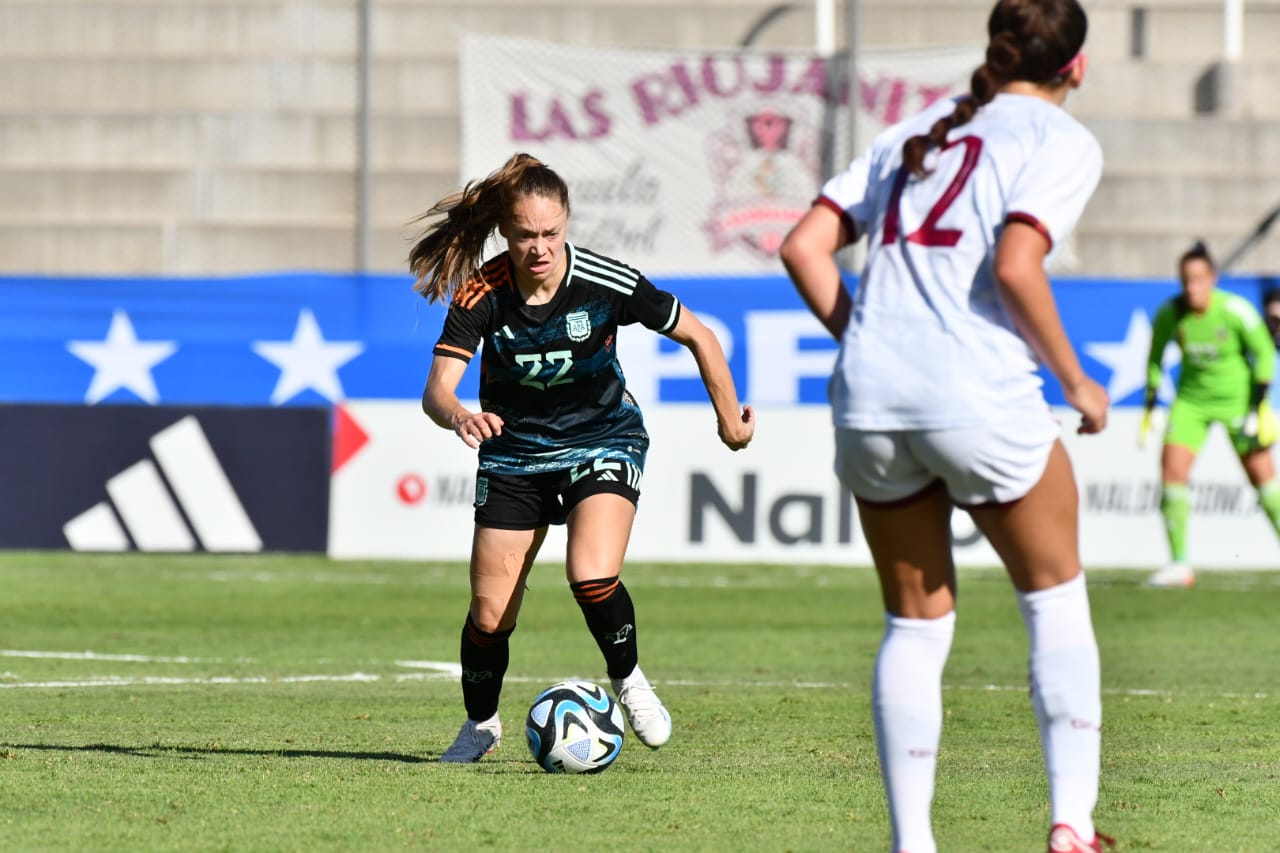 La Selección Femenina superó 3-0 a Venezuela en La Rioja