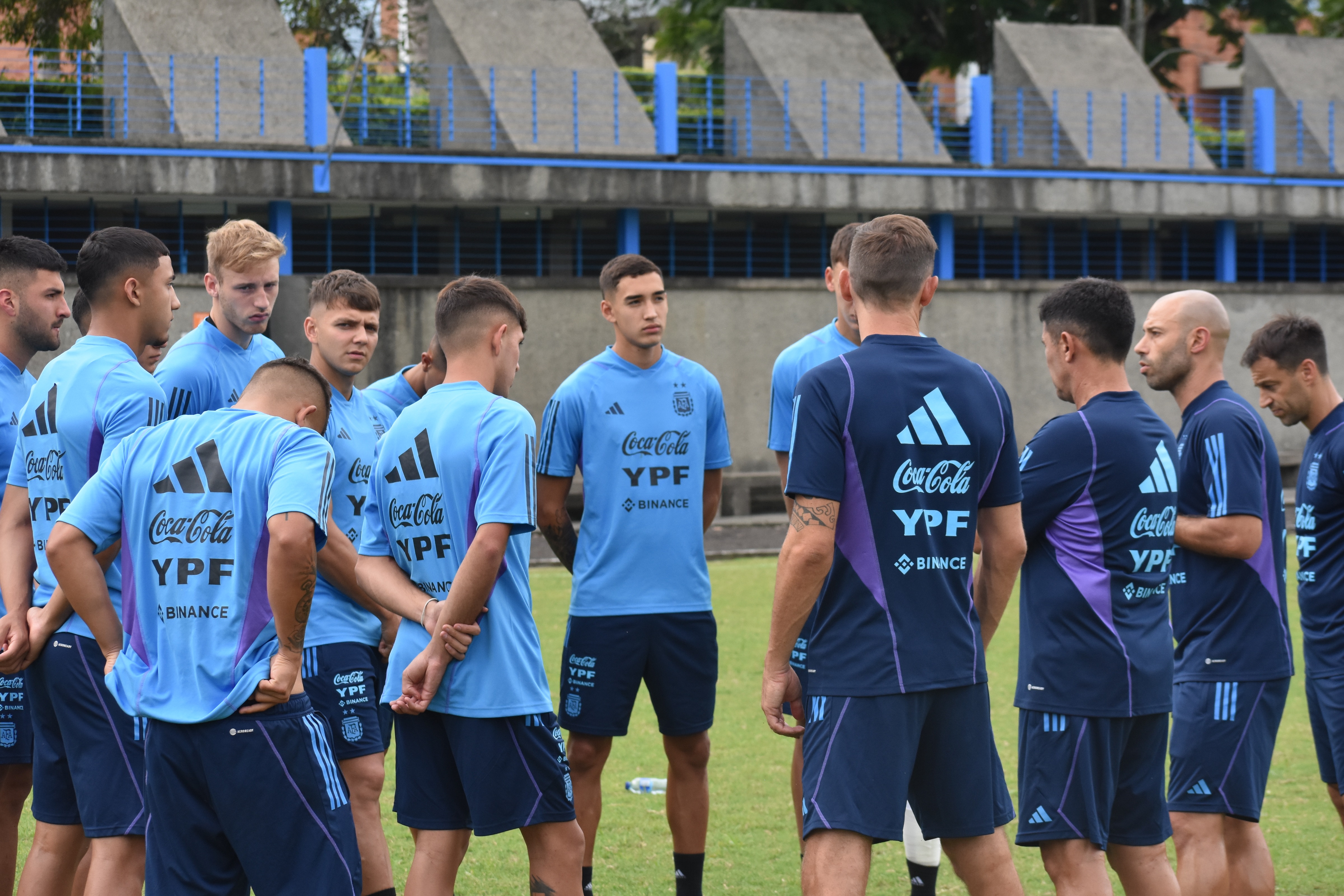 La Selección Sub 20 cumplió con su práctica pensando en Brasil