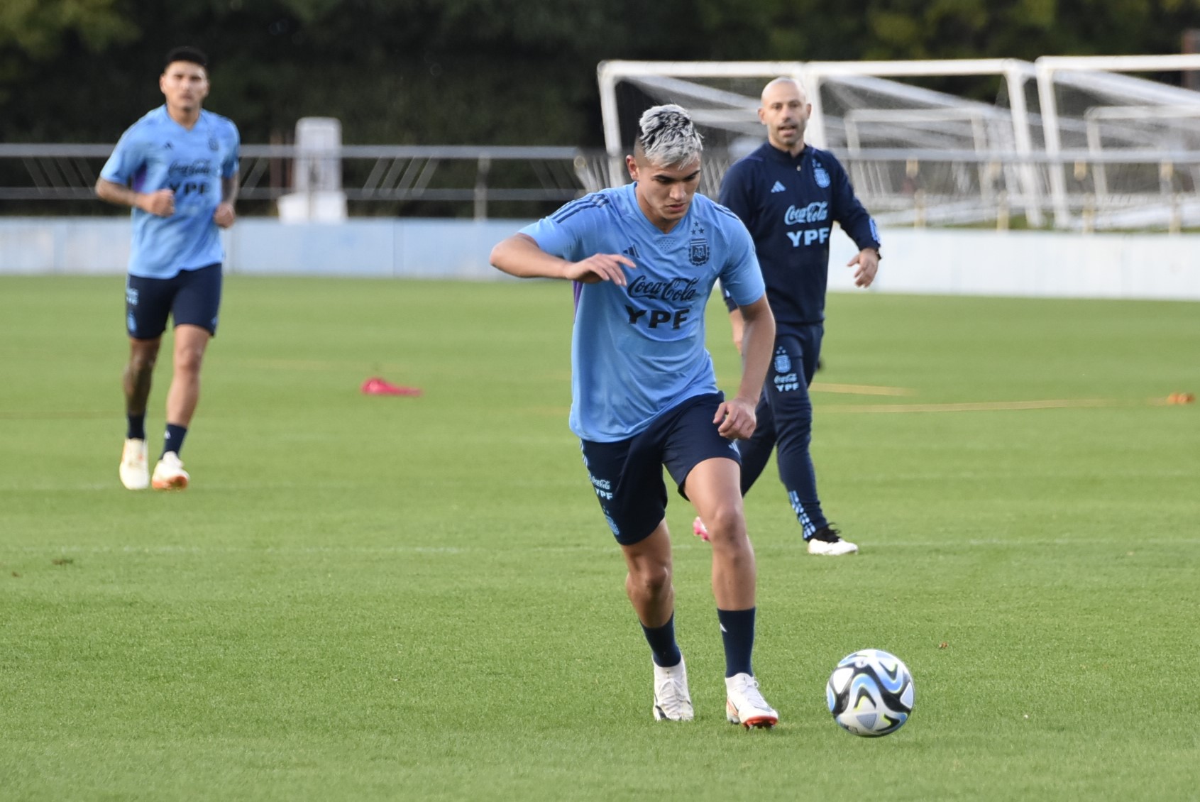 La Selección Sub 23 realizó su primera práctica en la ciudad japonesa de Shizuoka