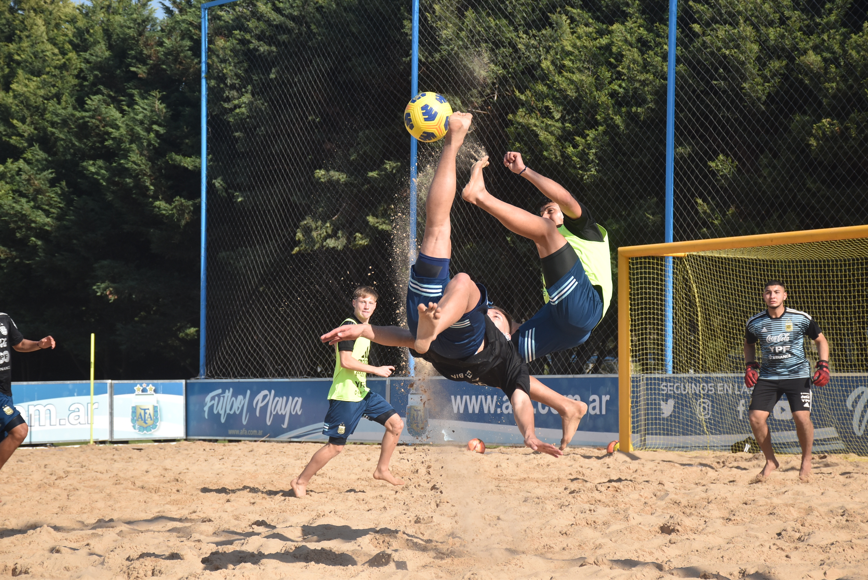La Selección Sub 20 de fútbol playa continúa con su preparación para el Sudamericano
