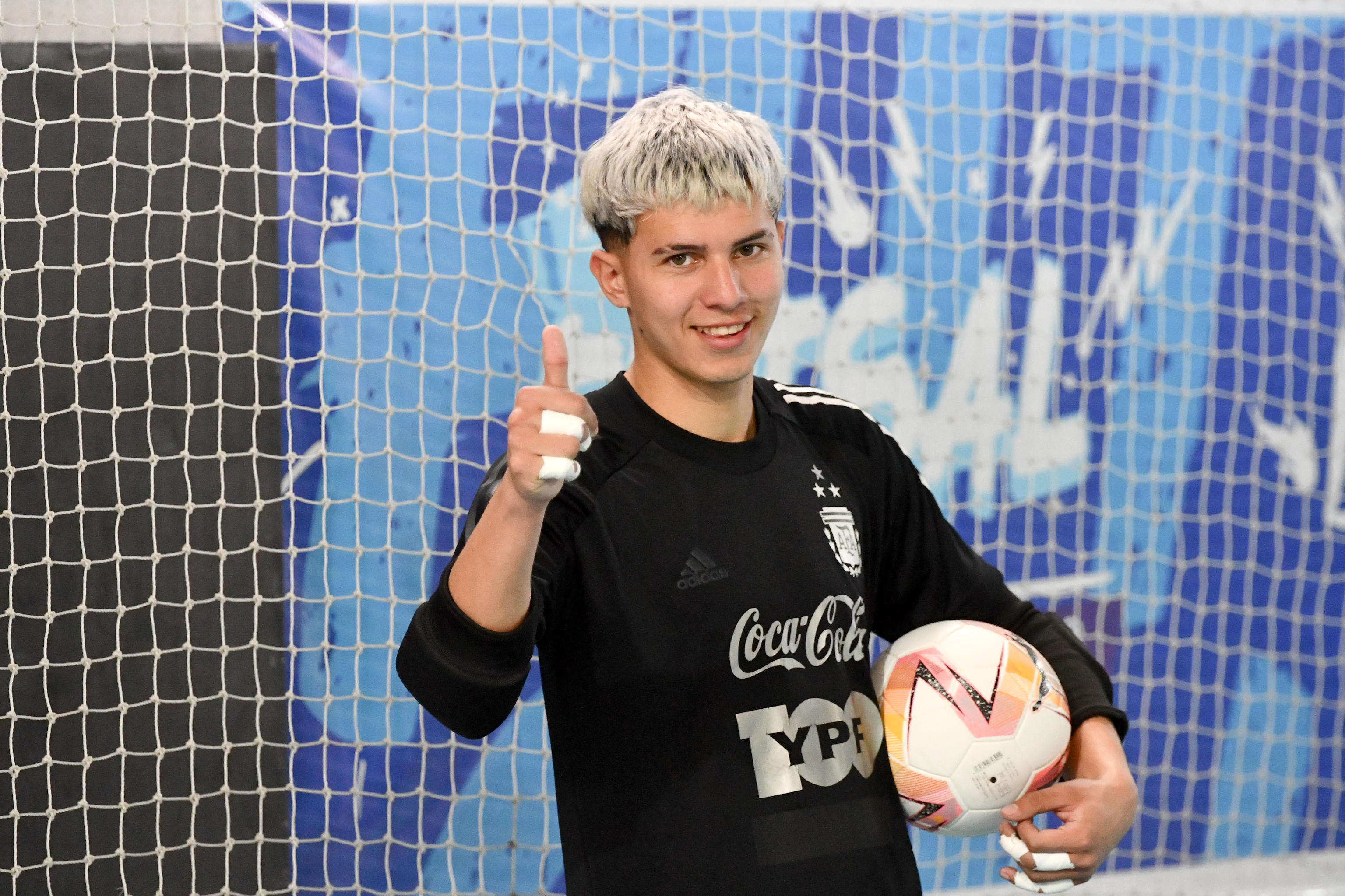 La Sub 17 de futsal cerró su semana con un amistoso ante Hebraica