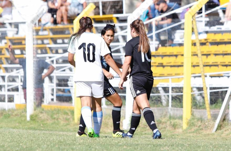 La Sub 17 Femenina superó a Uruguay