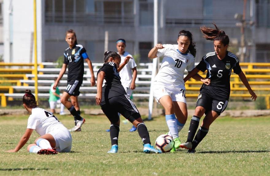 La Sub 17 Femenina superó a Uruguay