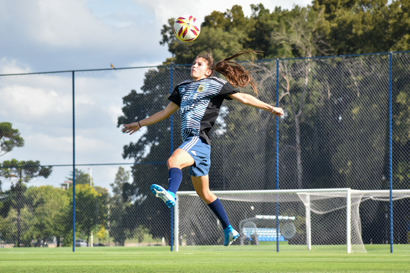La Sub 17 femenina completó el miércoles de doble turno