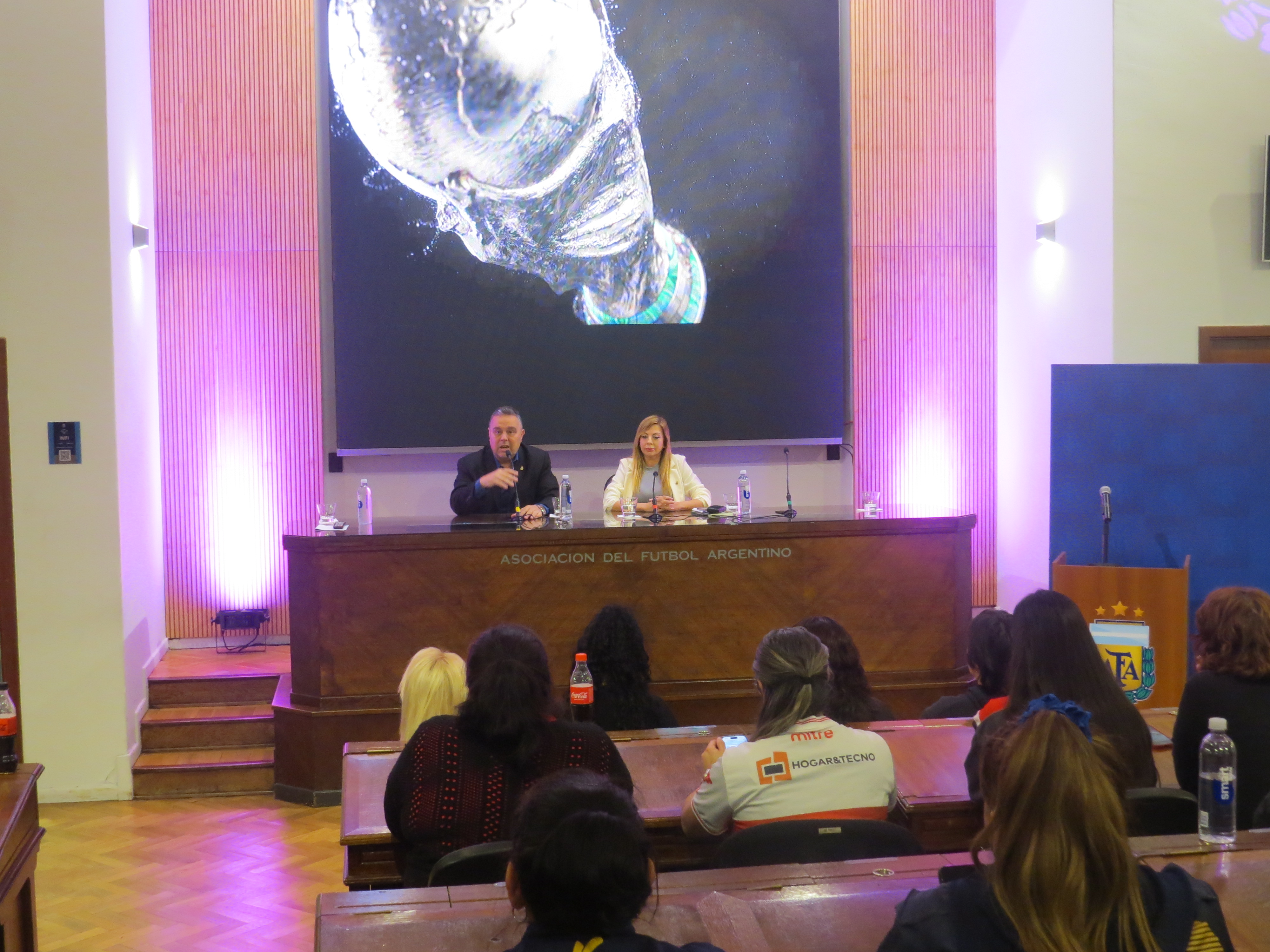 Las mujeres de los clubes le dicen "No a las Sociedades Anónimas Deportivas"