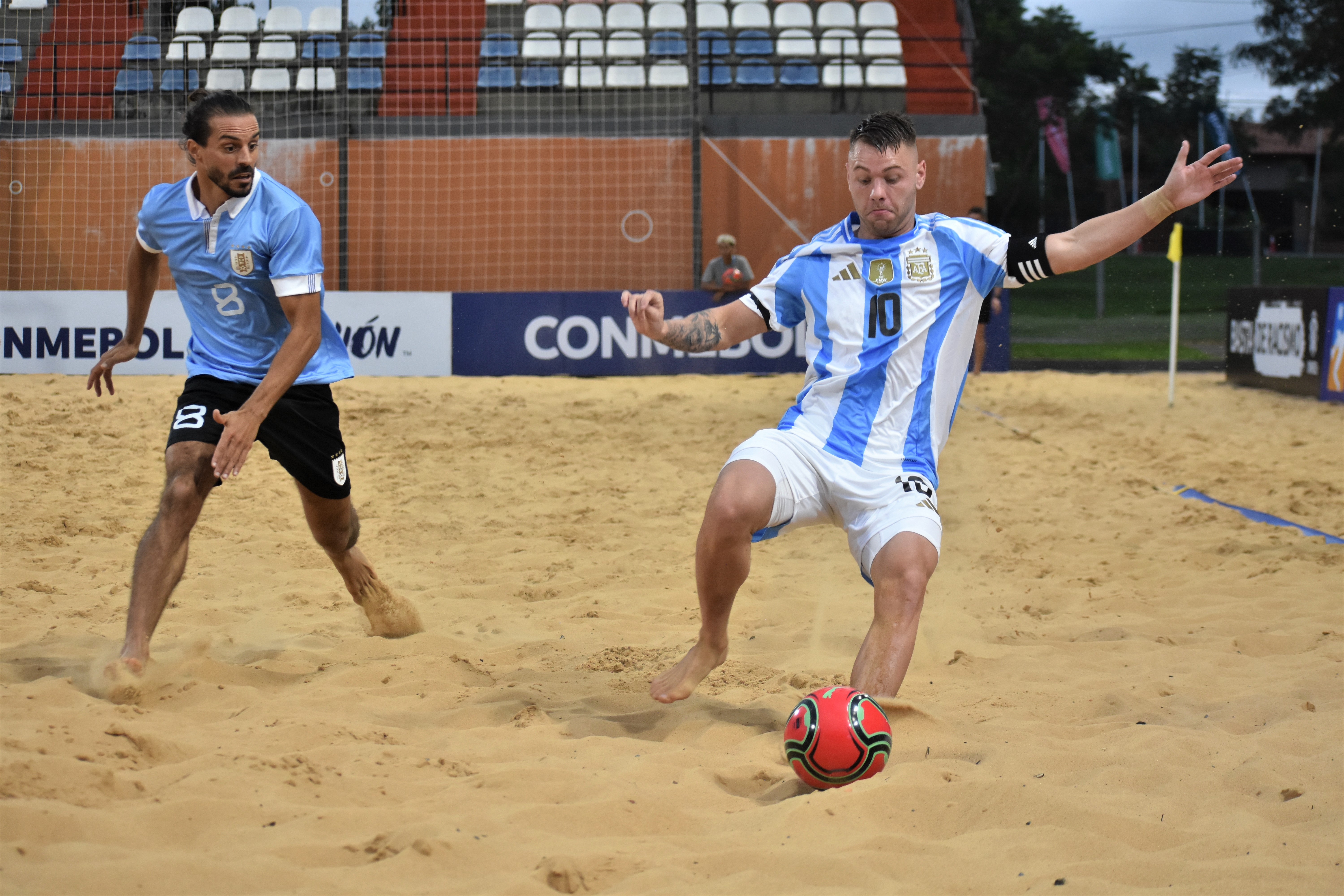 Liga Evolución de Fútbol Playa: ganó la Sub 20 y perdió la Mayor