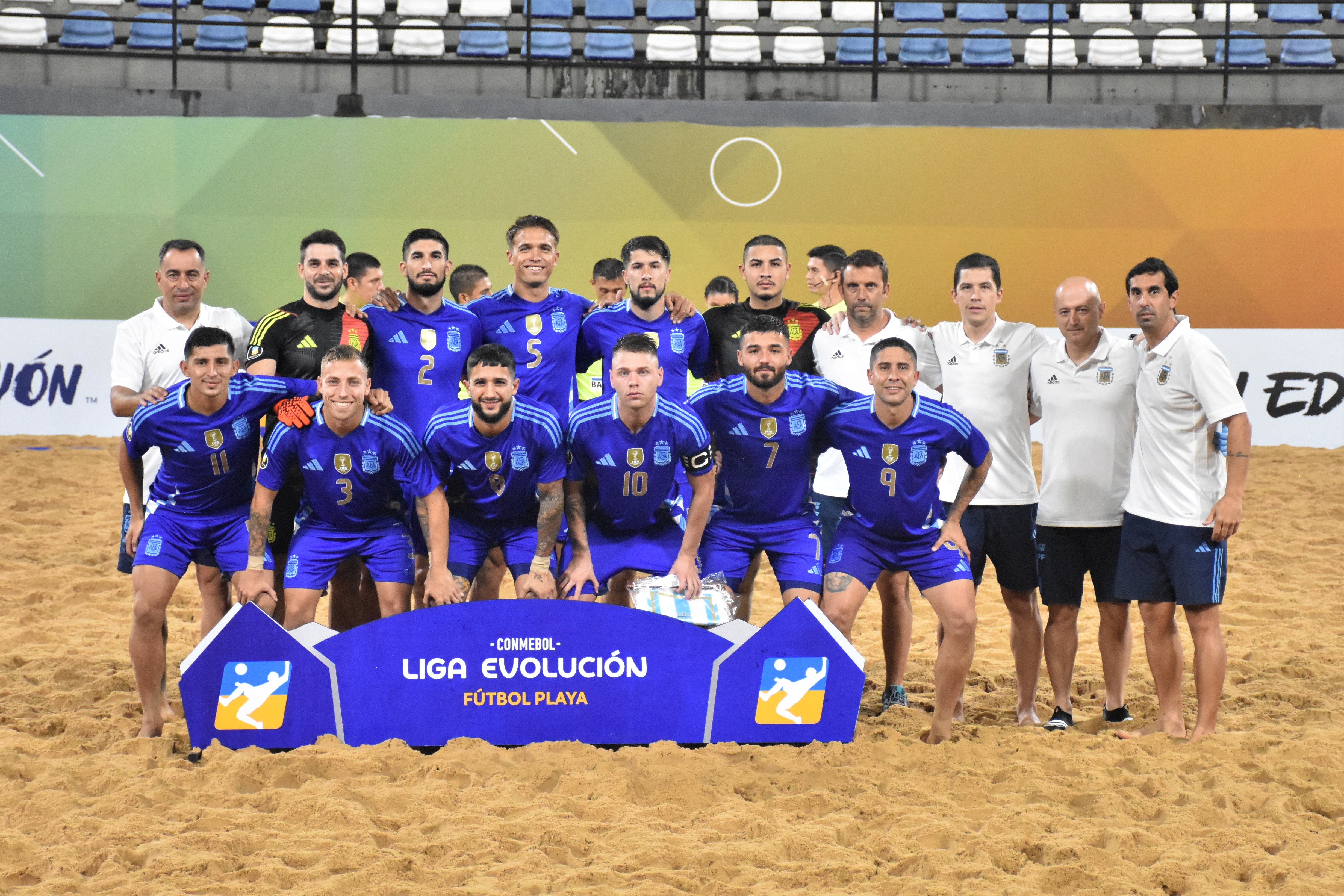 Liga Evolución de Fútbol Playa: triunfos de la Mayor y la Sub 20