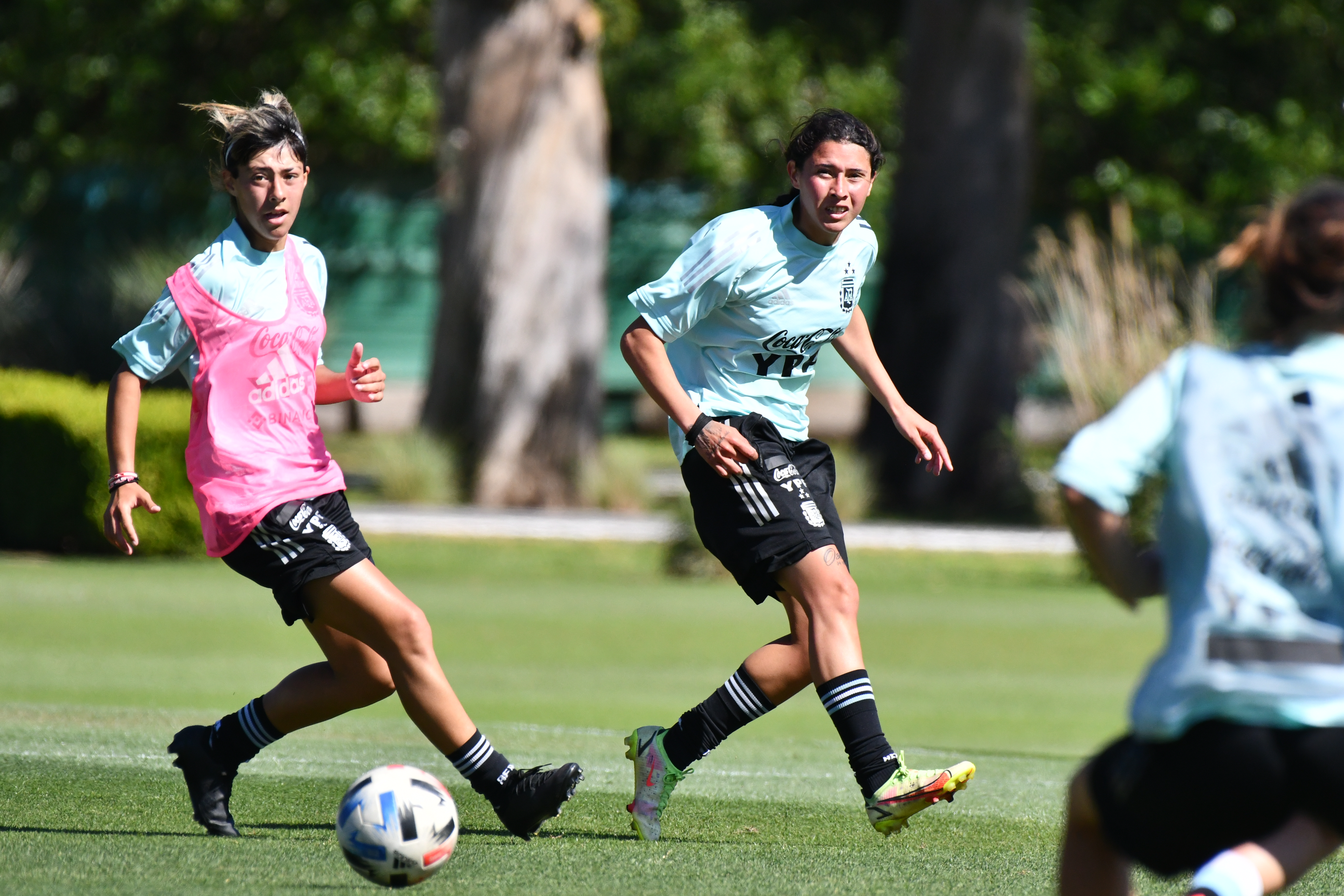 Jueves de fútbol para las preselecciones juveniles femeninas