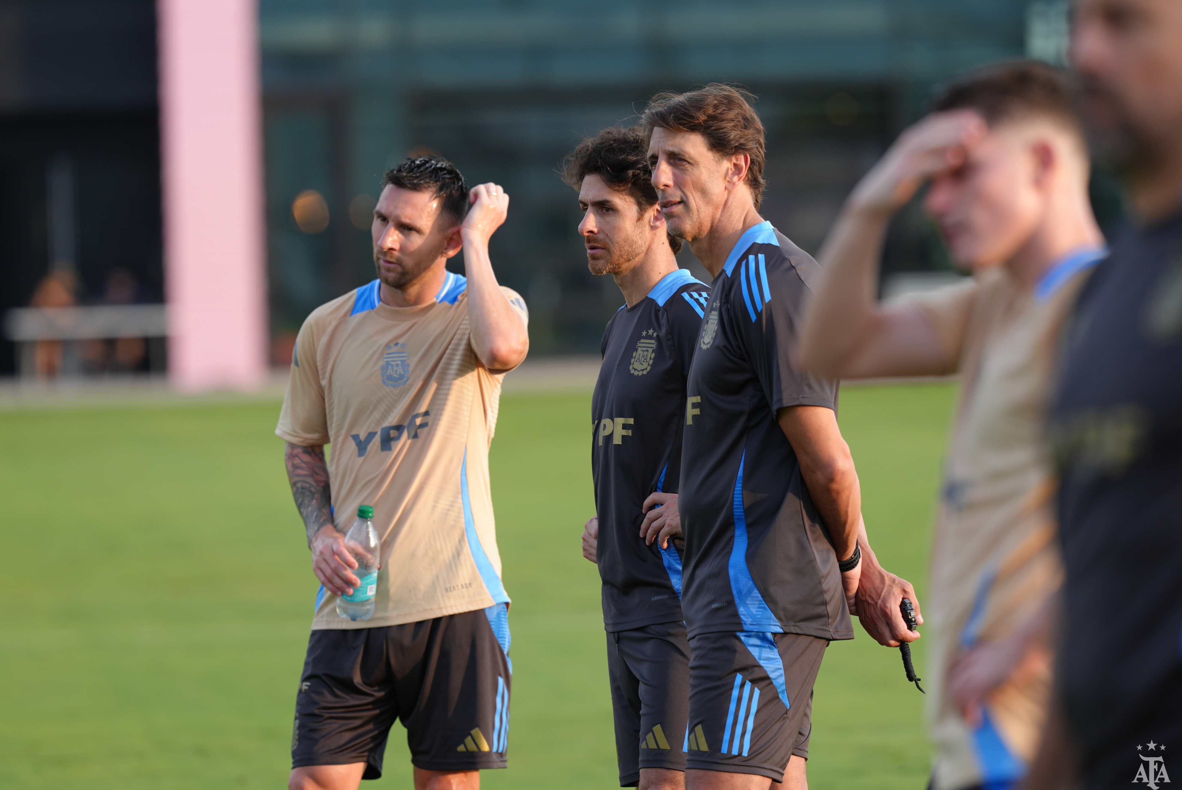 Nueva práctica de la Selección antes del partido contra Ecuador