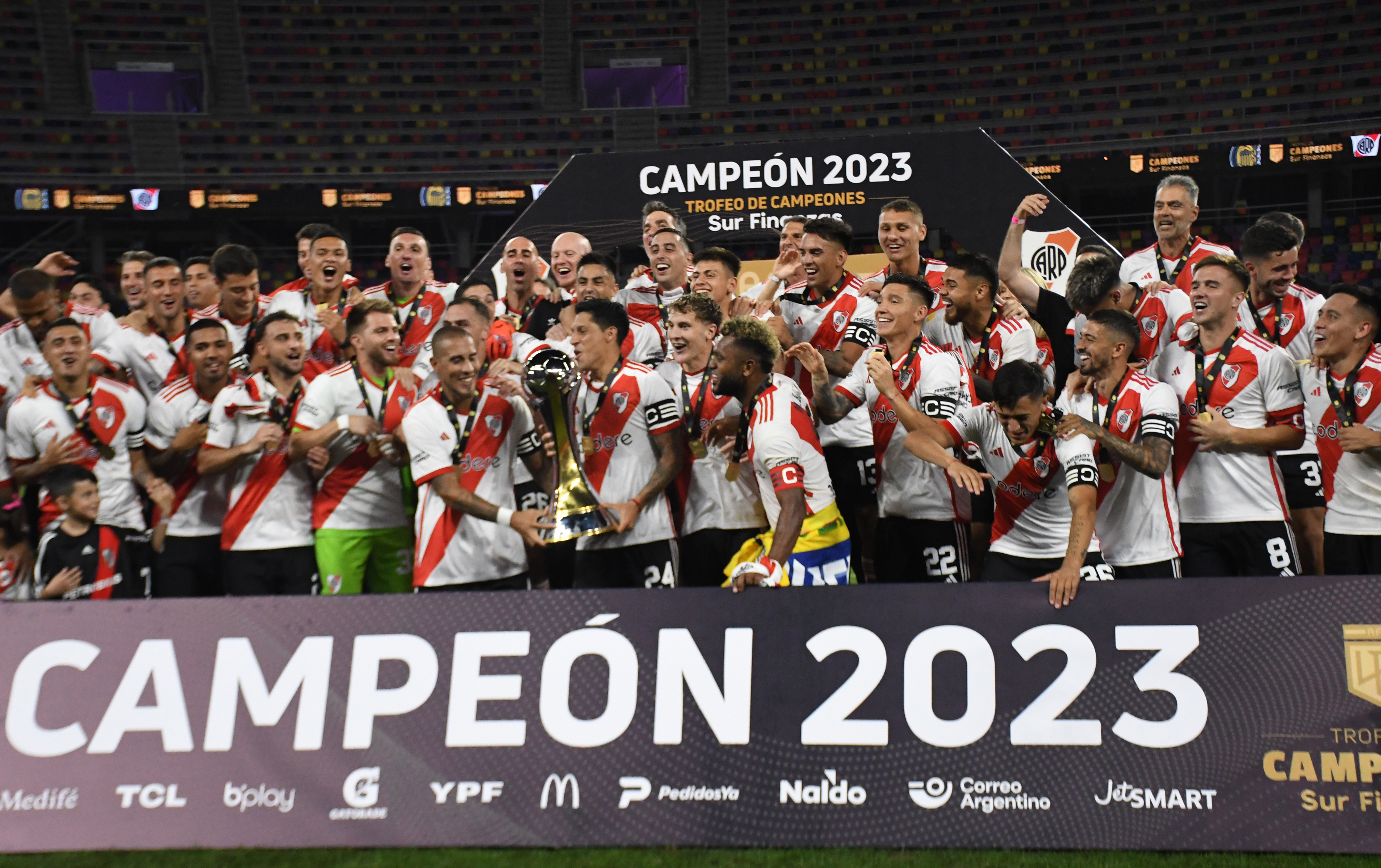 River se impuso ante Rosario Central por 2 a 0 y se quedó con el Trofeo de Campeones