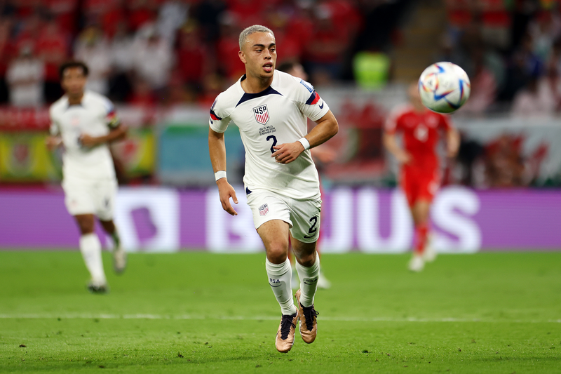 Estados Unidos y Gales igualaron 1-1 