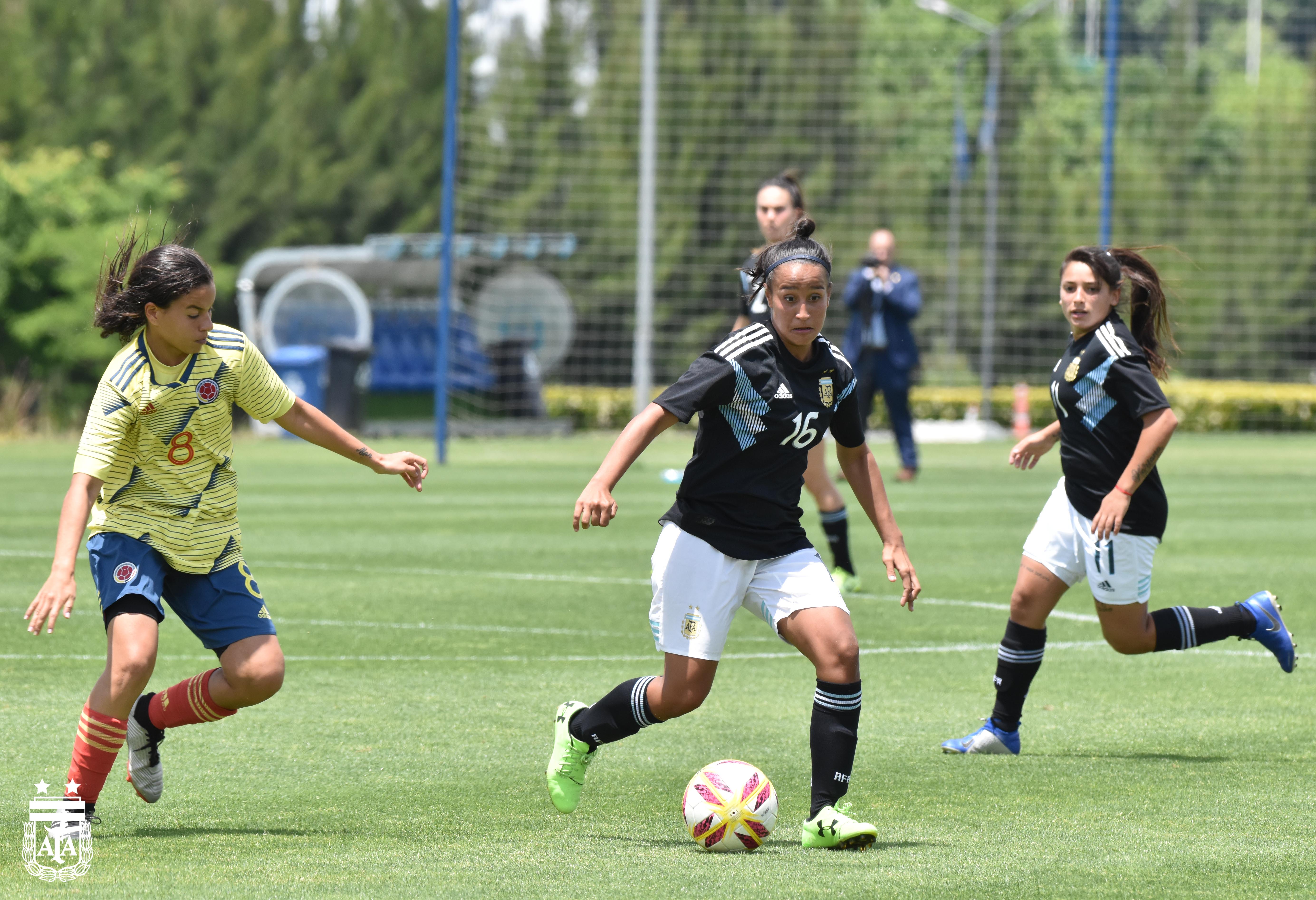 En su segundo amistoso, Argentina superó a Colombia por 1 a 0