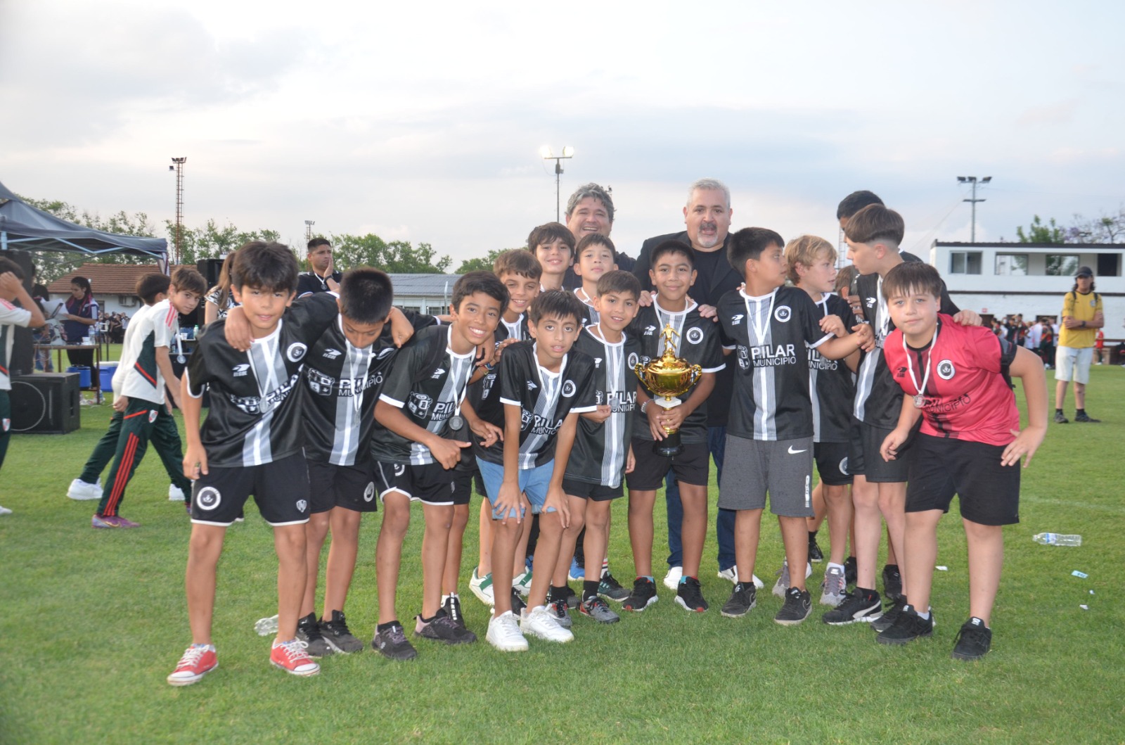 Tarde de fiesta en el fútbol formativo de AFA