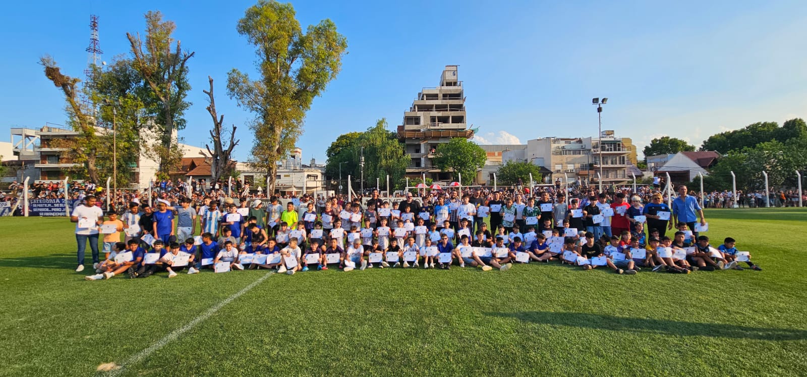 Tarde de fiesta en el fútbol formativo de AFA