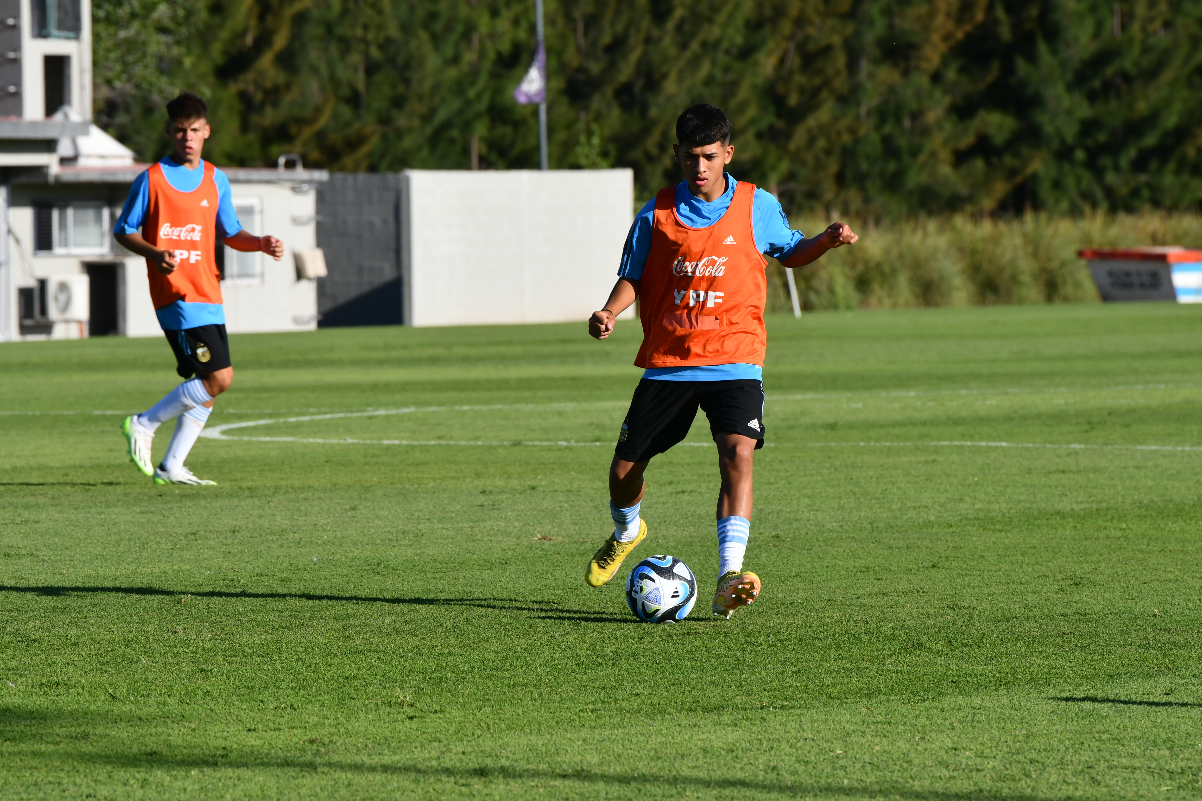 Trabajo en doble turno para la Selección Sub 17